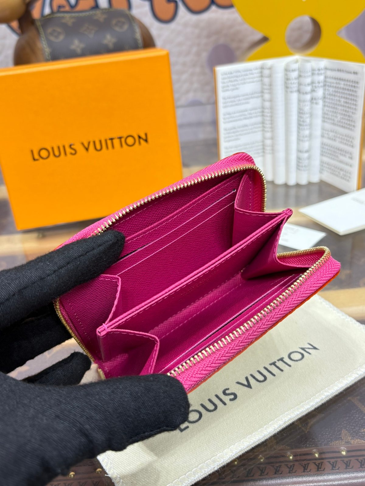 Louis Vuitton Epi Leather Zippy Wallet