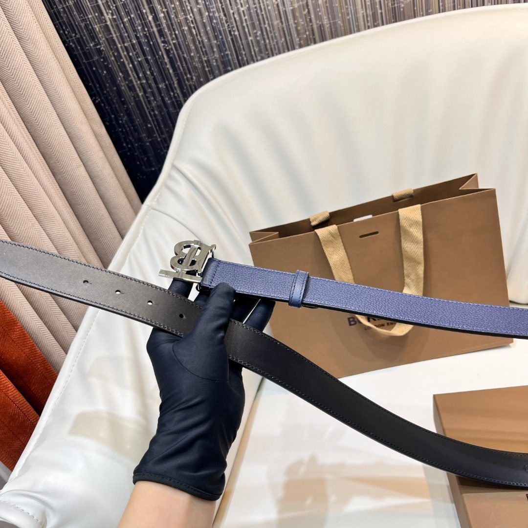Luxury Reversible Leather Belt with Metal Buckle
