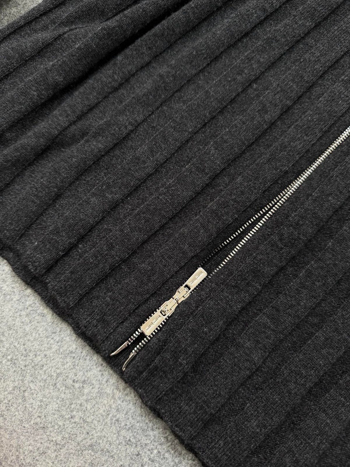 Miu Miu Ribbed Zip-Up Cardigan Black