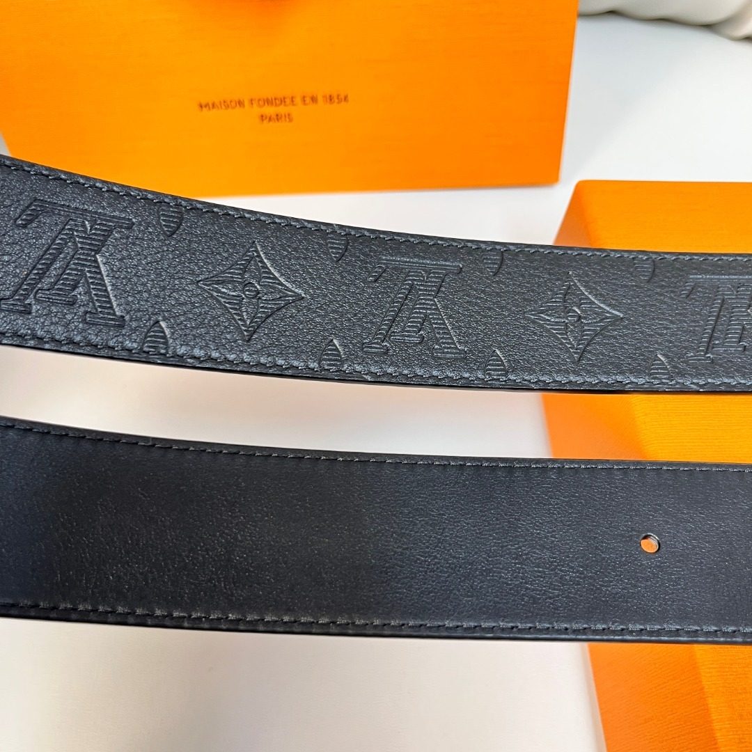 Louis Vuitton Monogram Leather Belt Black