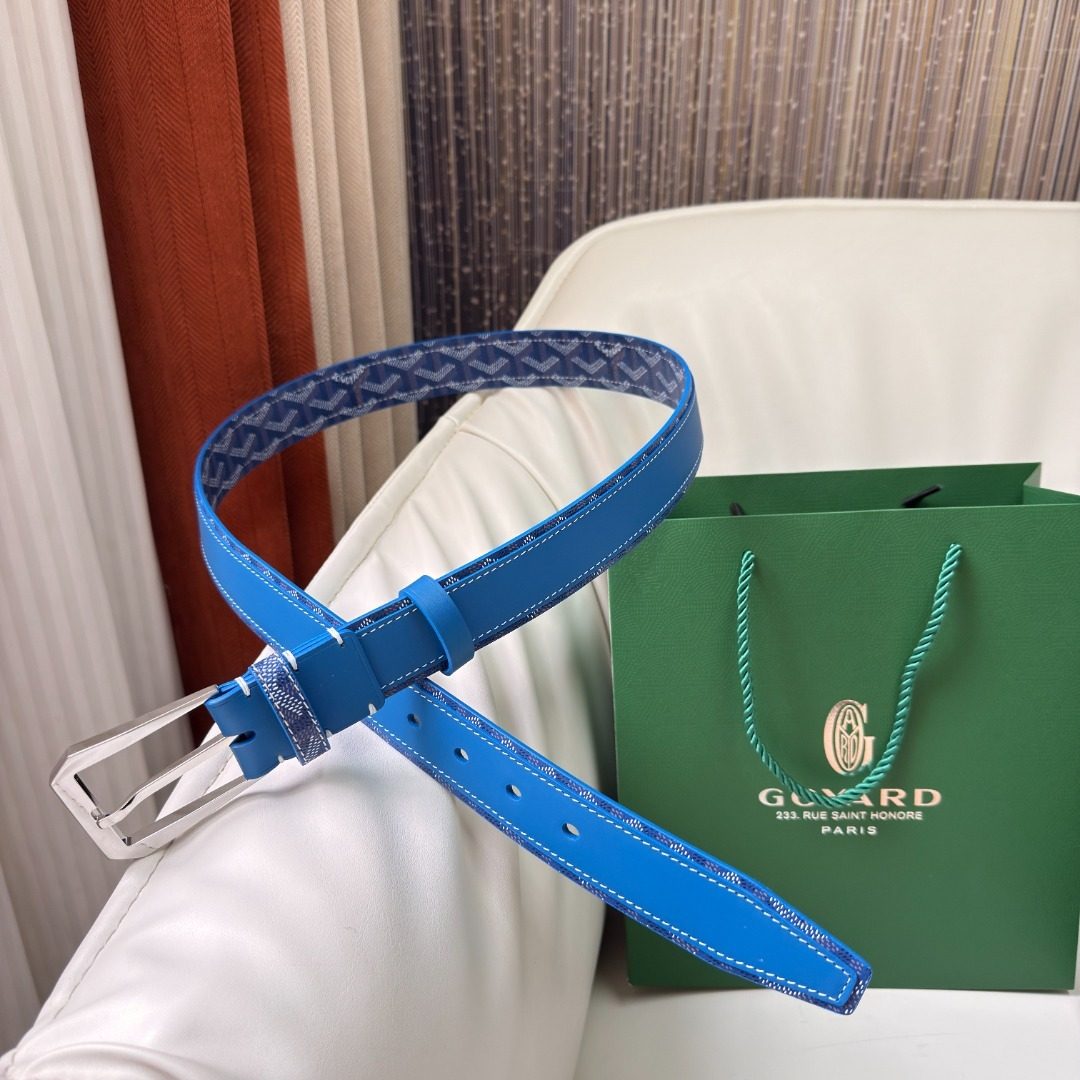 Gucci GG Diamond Patterned Blue Leather Belt
