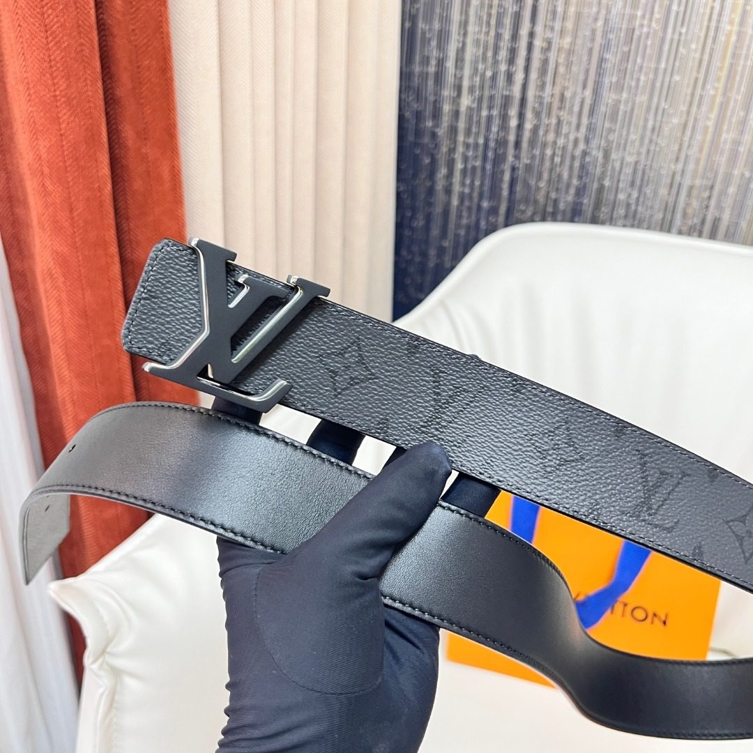 Louis Vuitton Damier Graphite Leather Belt