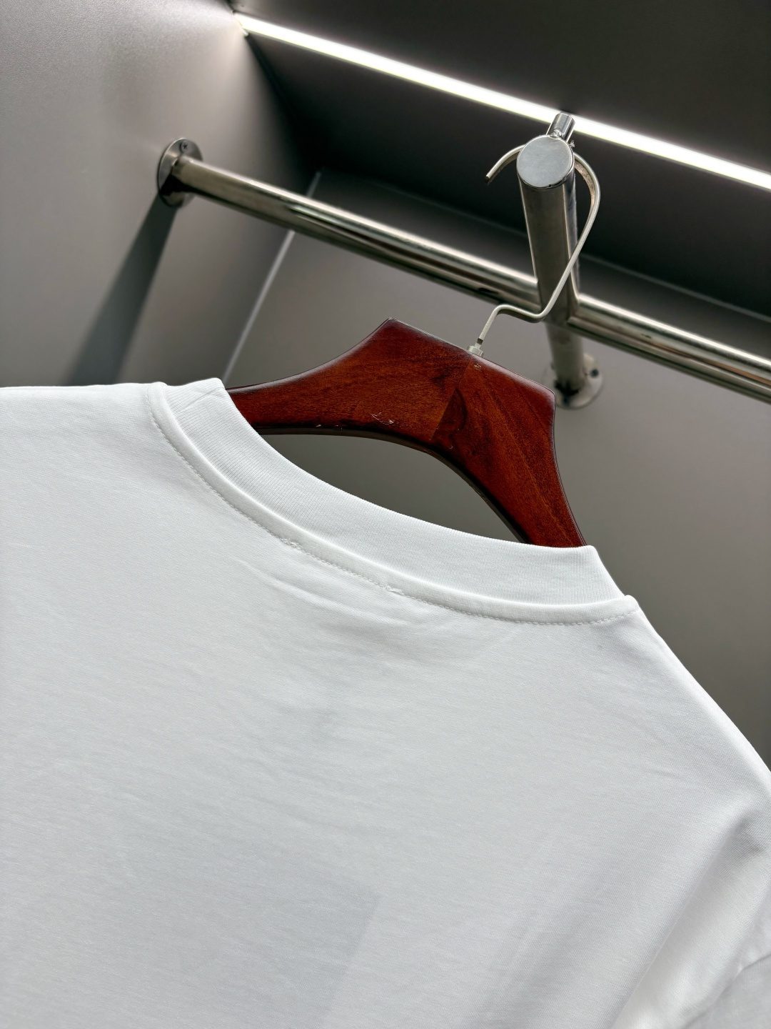 Burberry White Cotton Crewneck T-Shirt