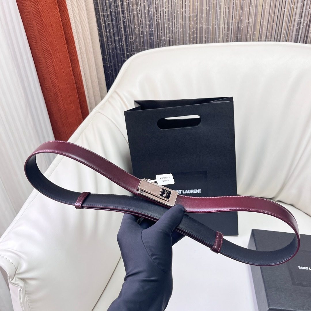 Saint Laurent Reversible Leather Belt