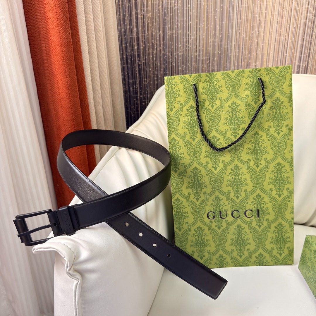 Gucci Black Leather Belt with Square Buckle