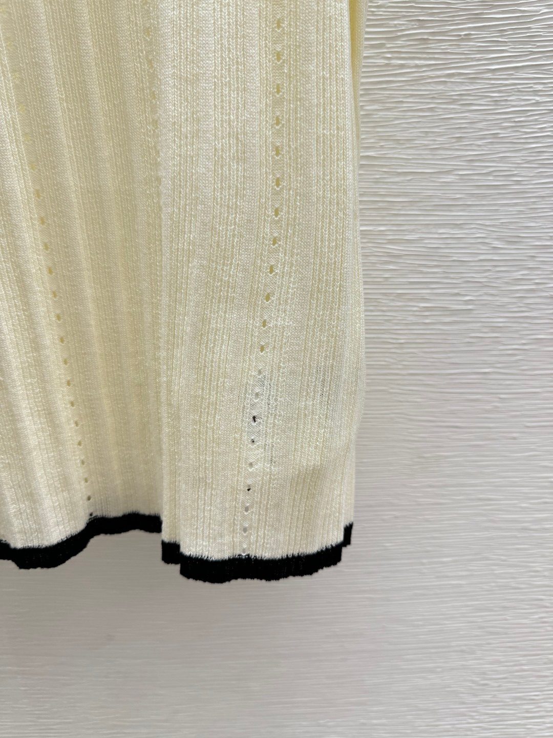 Cream Ribbed Knit Sweater with Black Trim