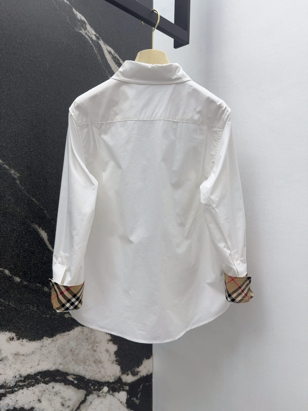 Burberry White Oxford Shirt with Nova Check Cuffs