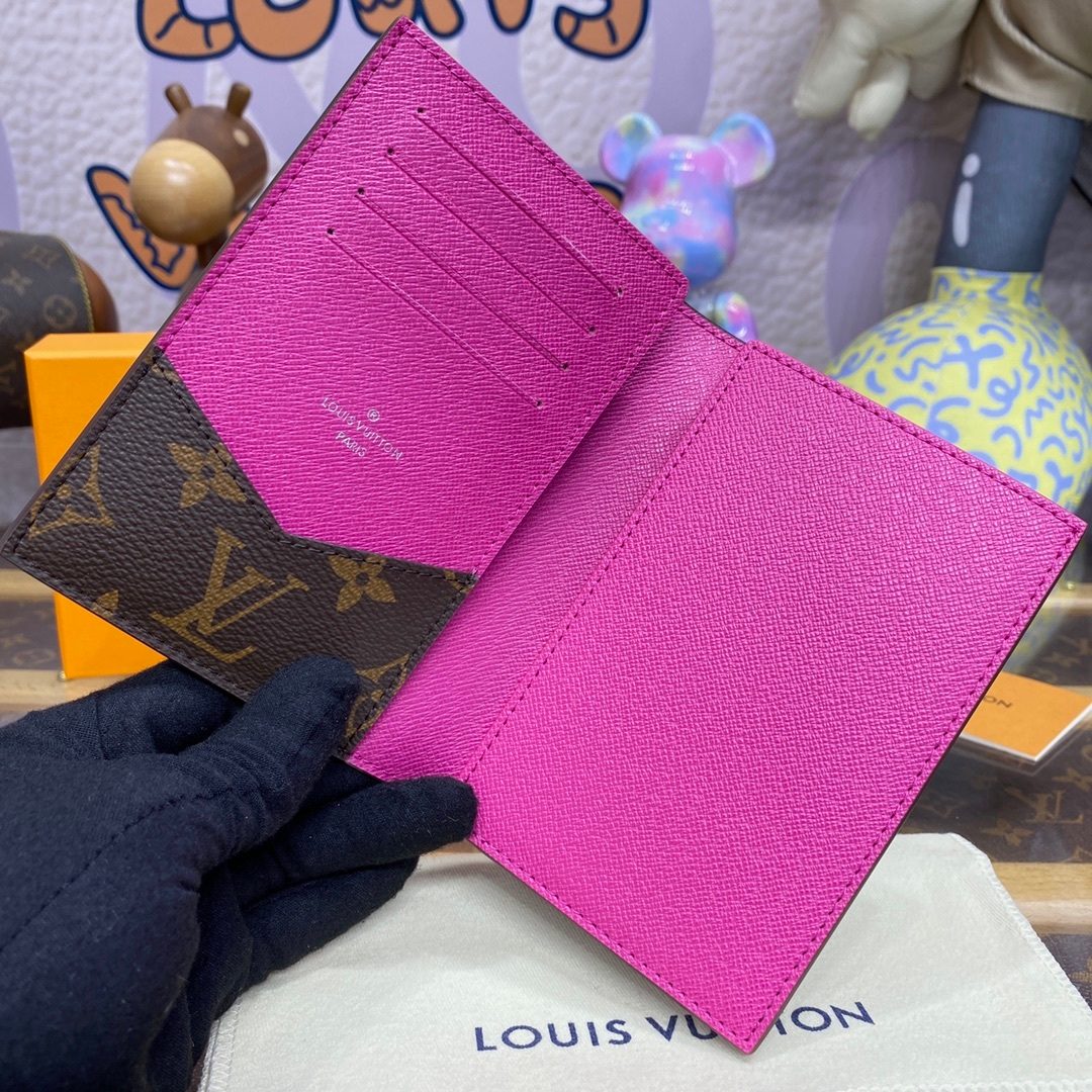 Louis Vuitton Epi Leather Wallet Fuchsia
