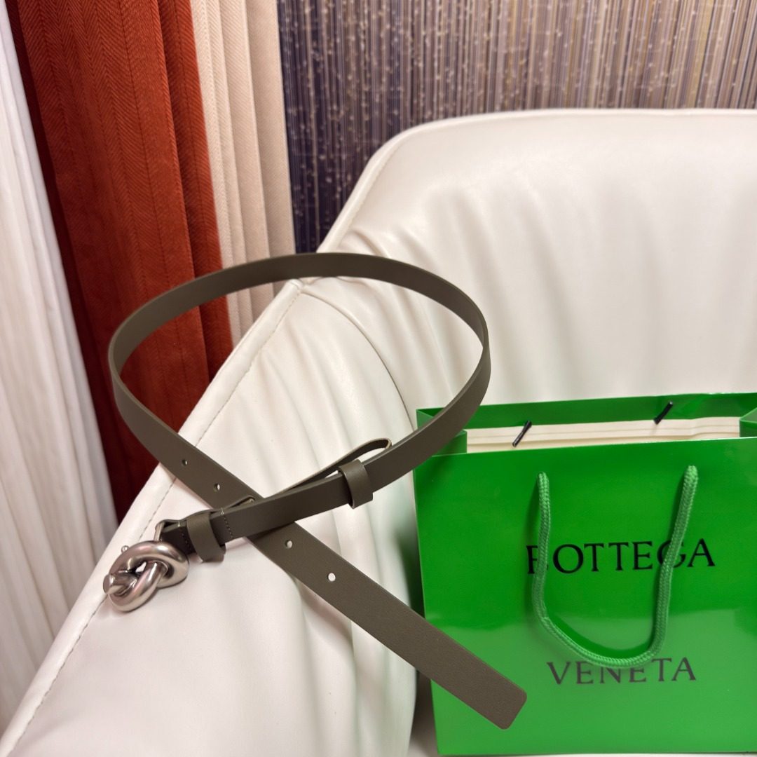 Bottega Veneta Leather Belt with Metal Buckle
