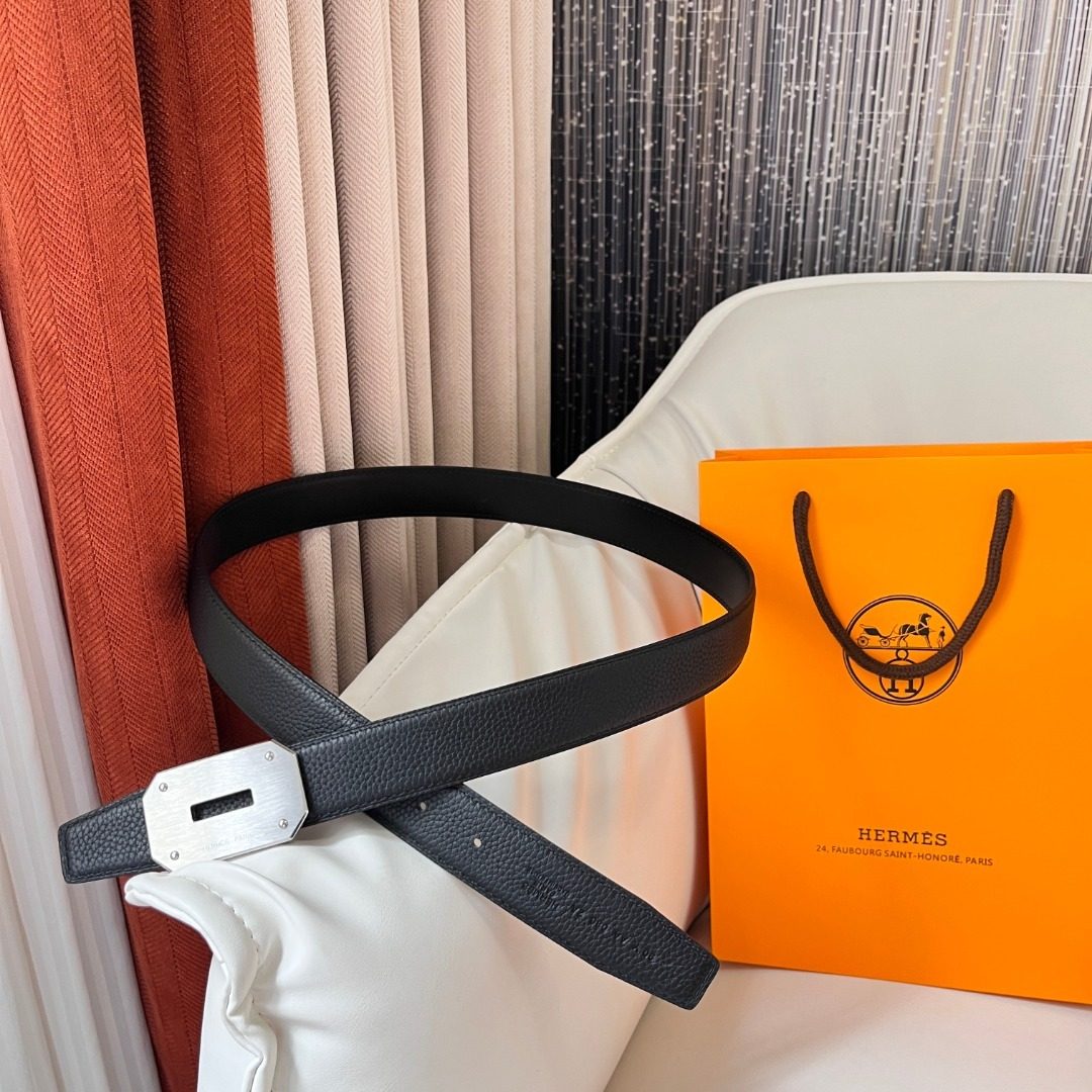 Hermès Black Leather Belt with Silver Buckle