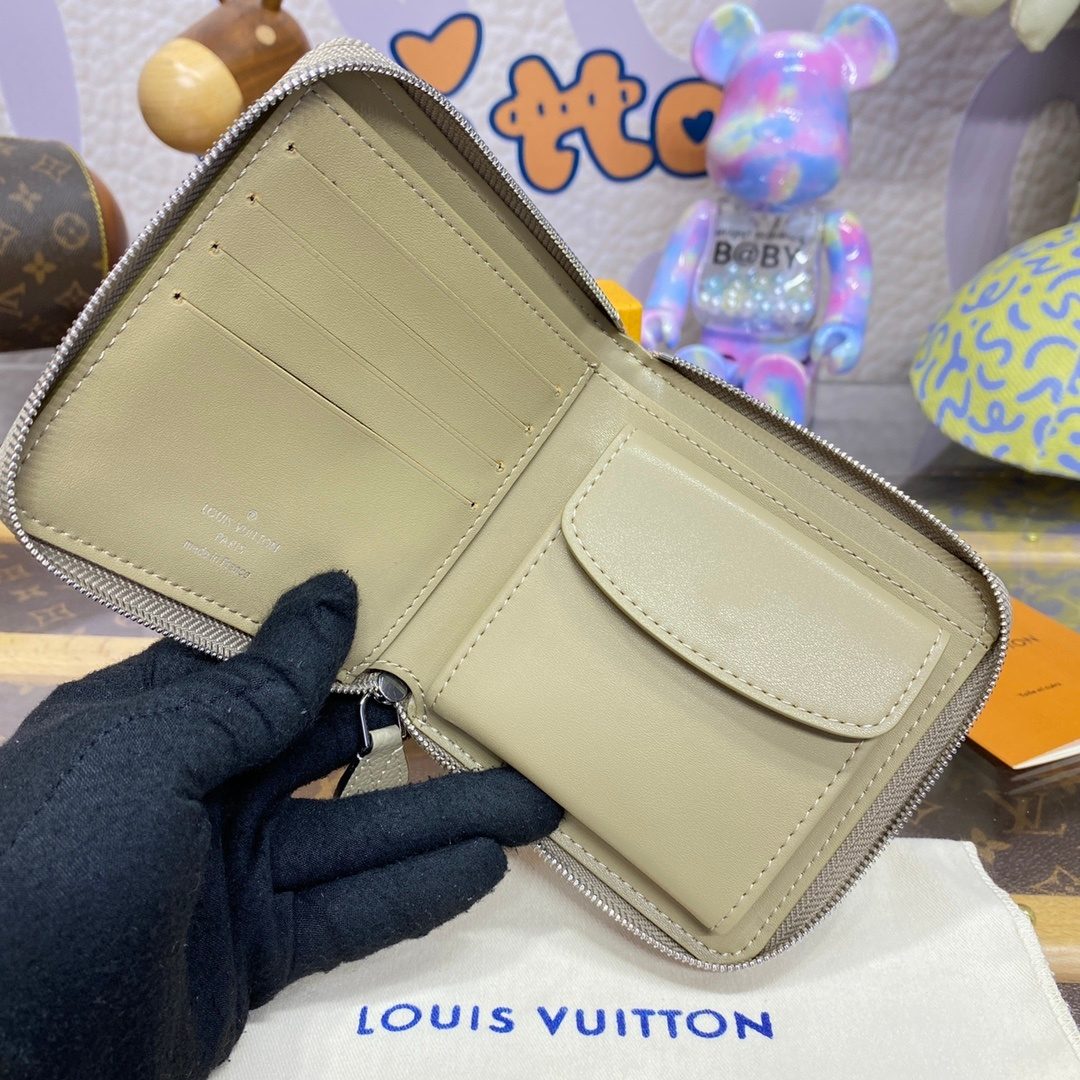 Louis Vuitton Cream Leather Compact Wallet