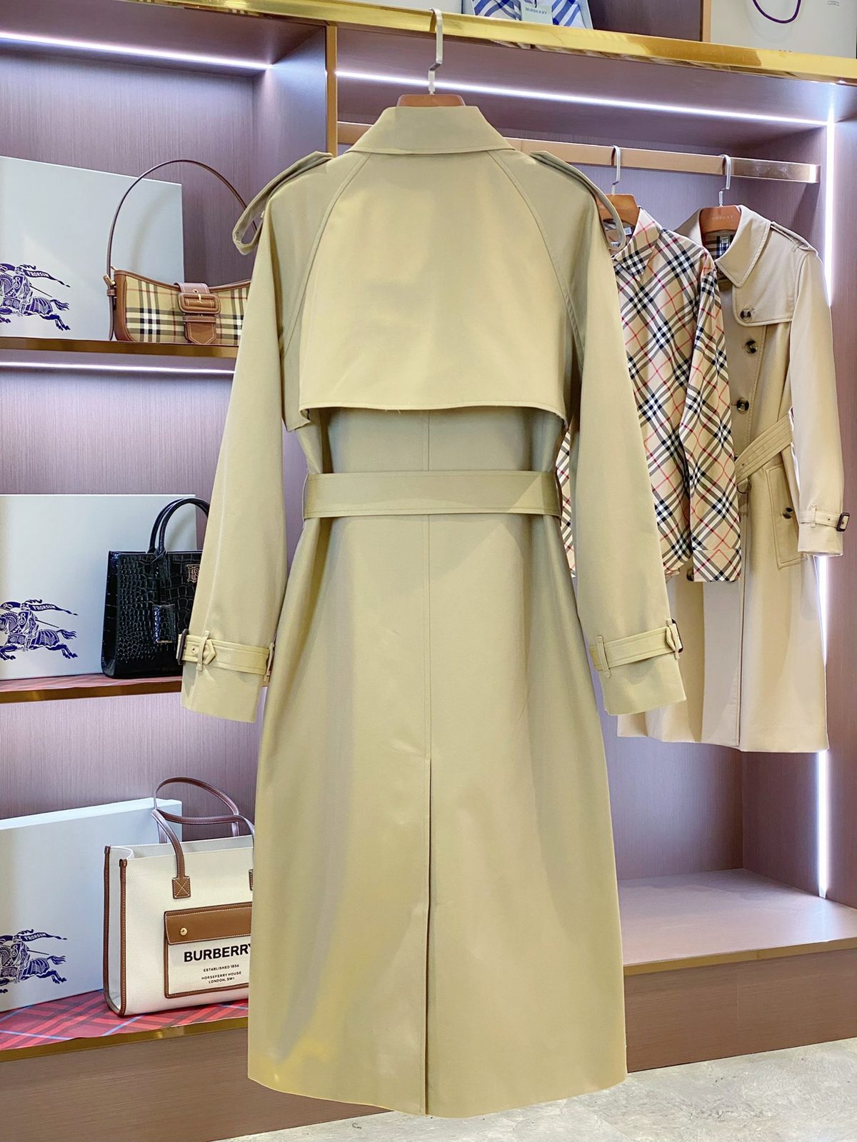 Burberry Classic Trench Coat Beige