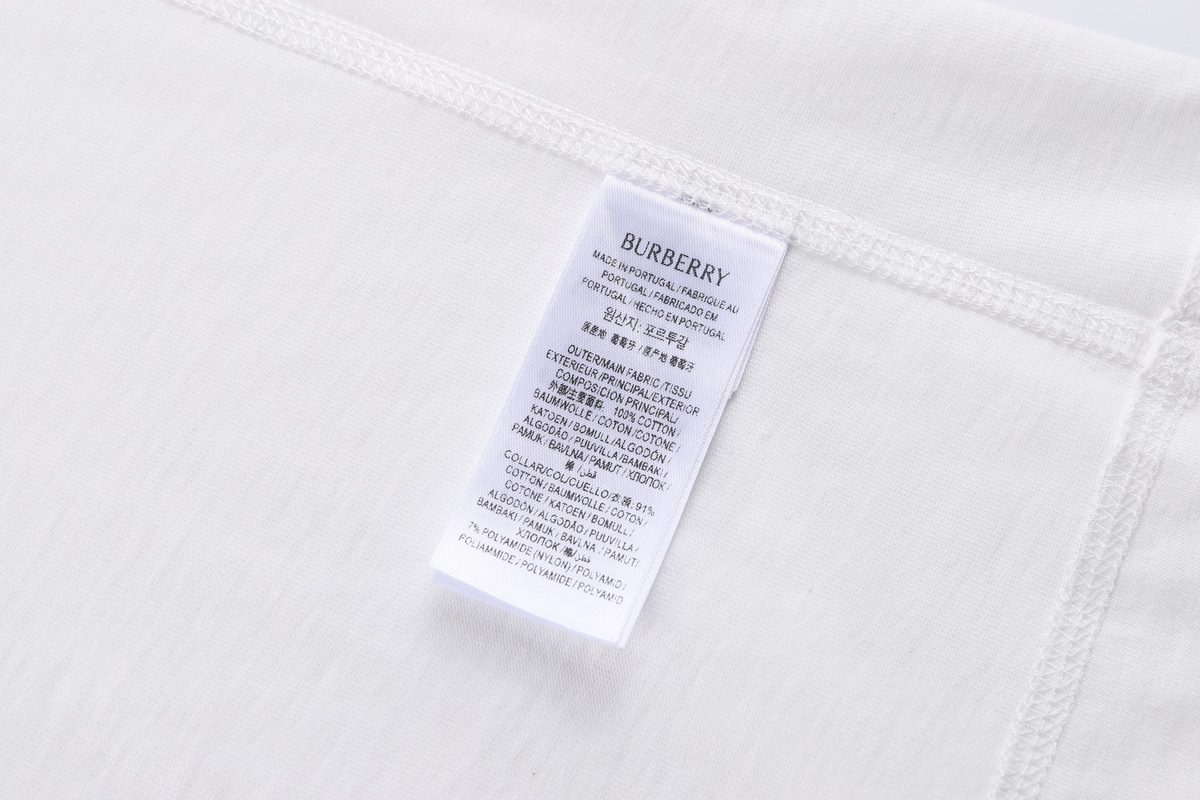 Burberry Equestrian Print Short Sleeve T-Shirt
