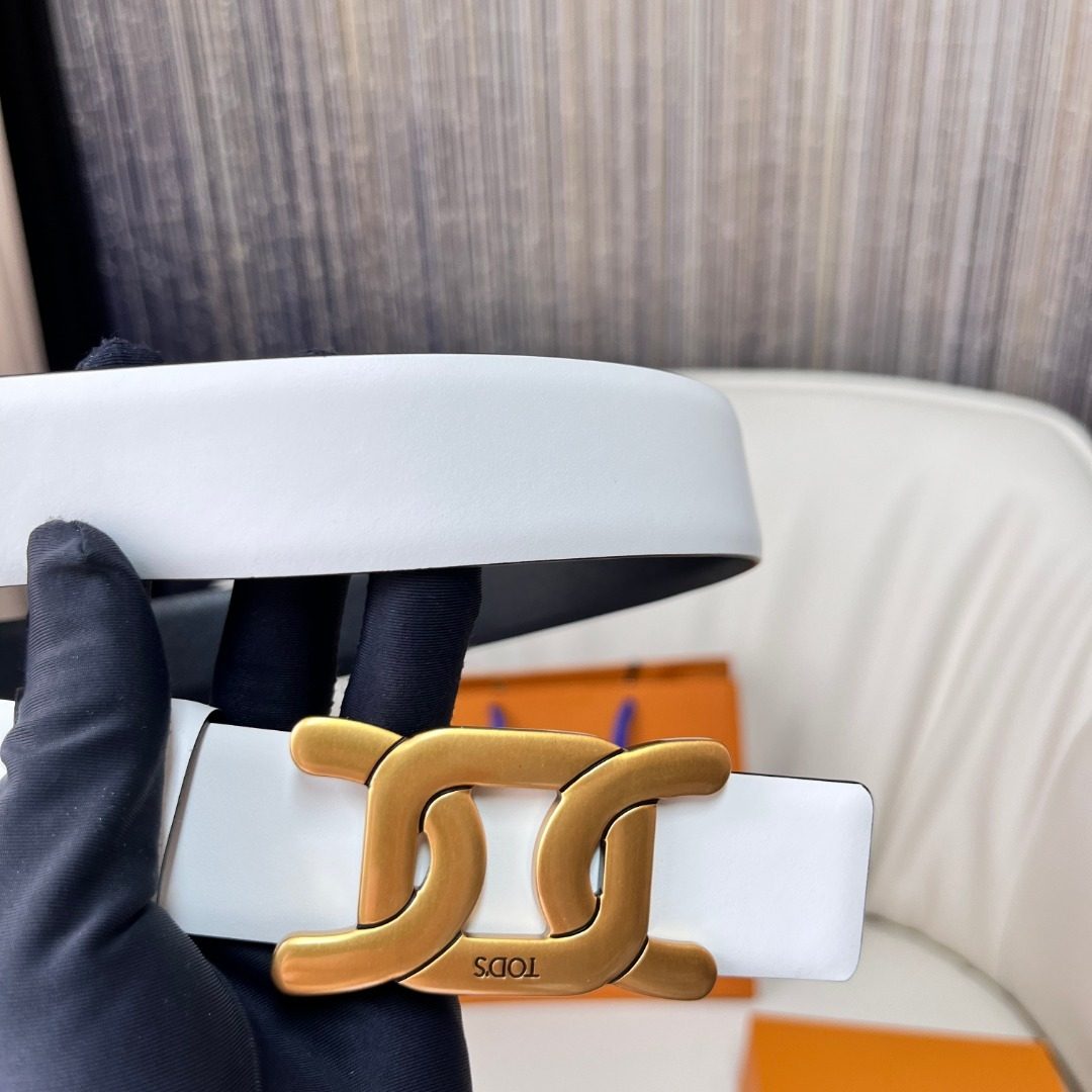 Hermès Enamel Buckle Leather Belt