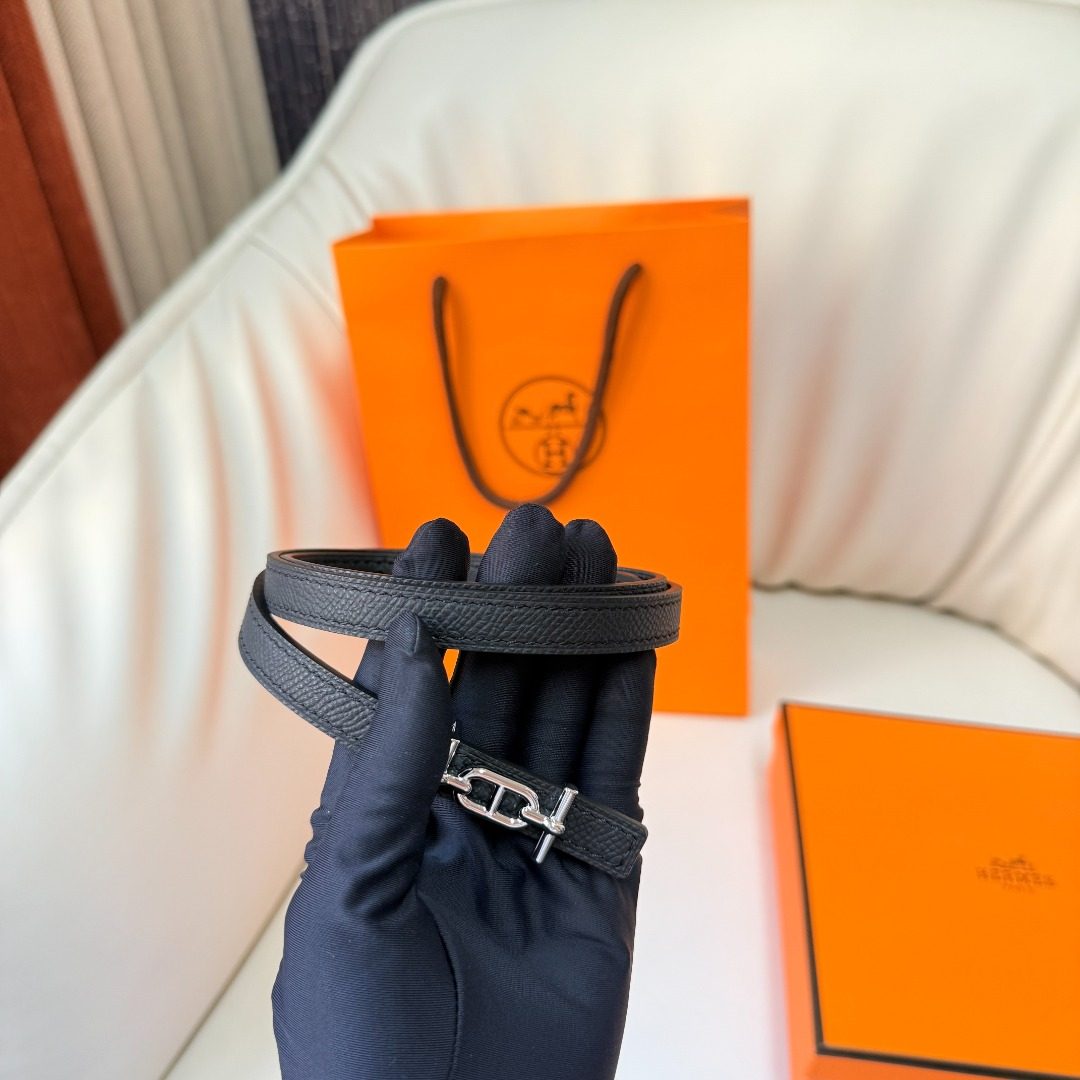 Hermès Black Leather Belt with H Buckle