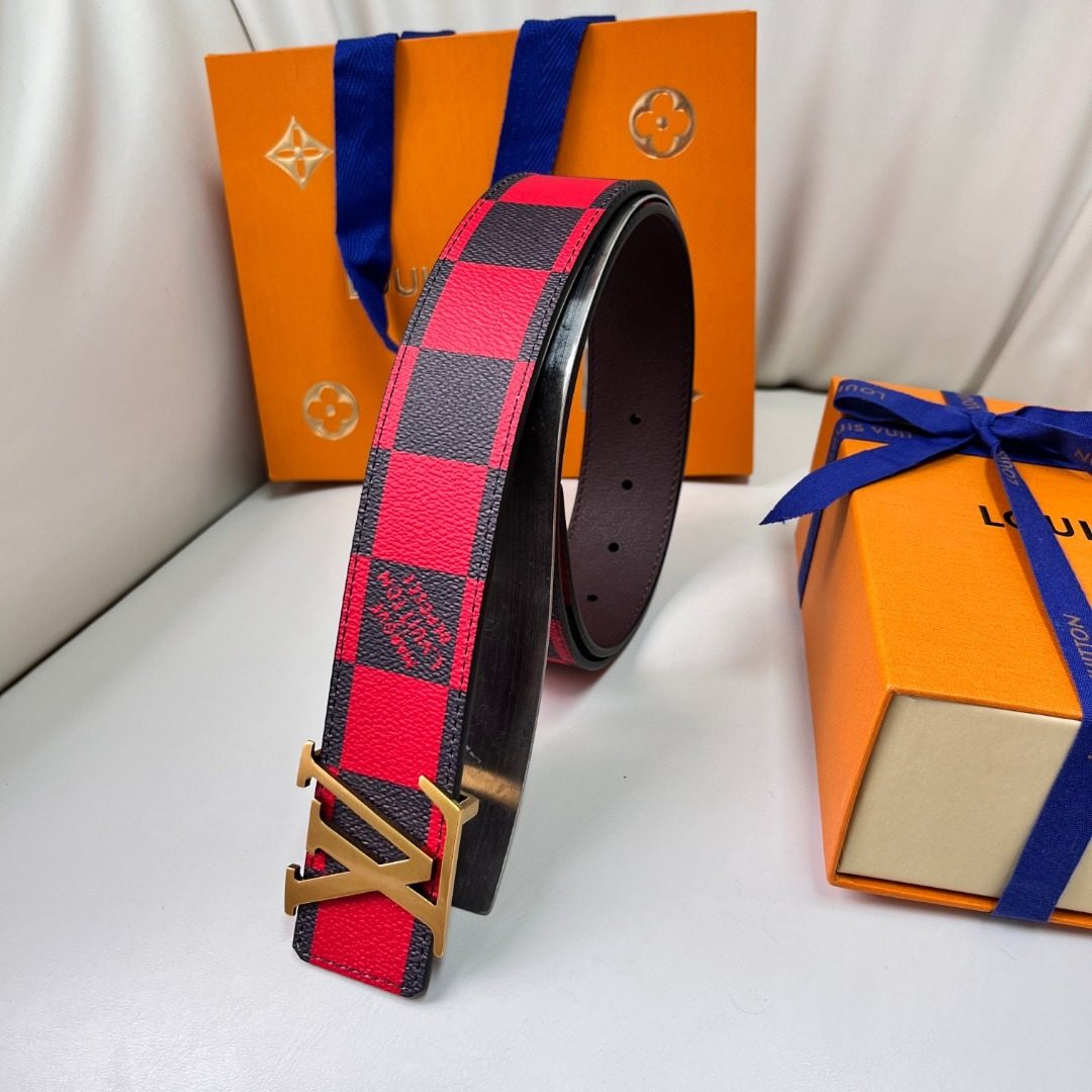 Louis Vuitton Damier Canvas Belt
