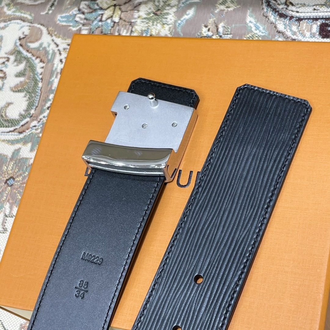 Louis Vuitton Epi Leather Belt with LV Buckle