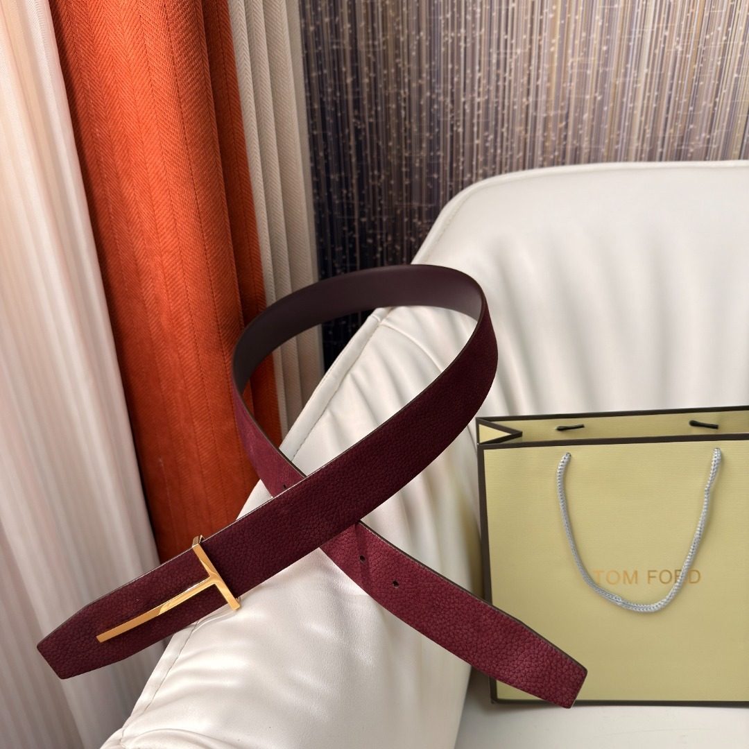 Tom Ford Burgundy Leather T-Buckle Belt
