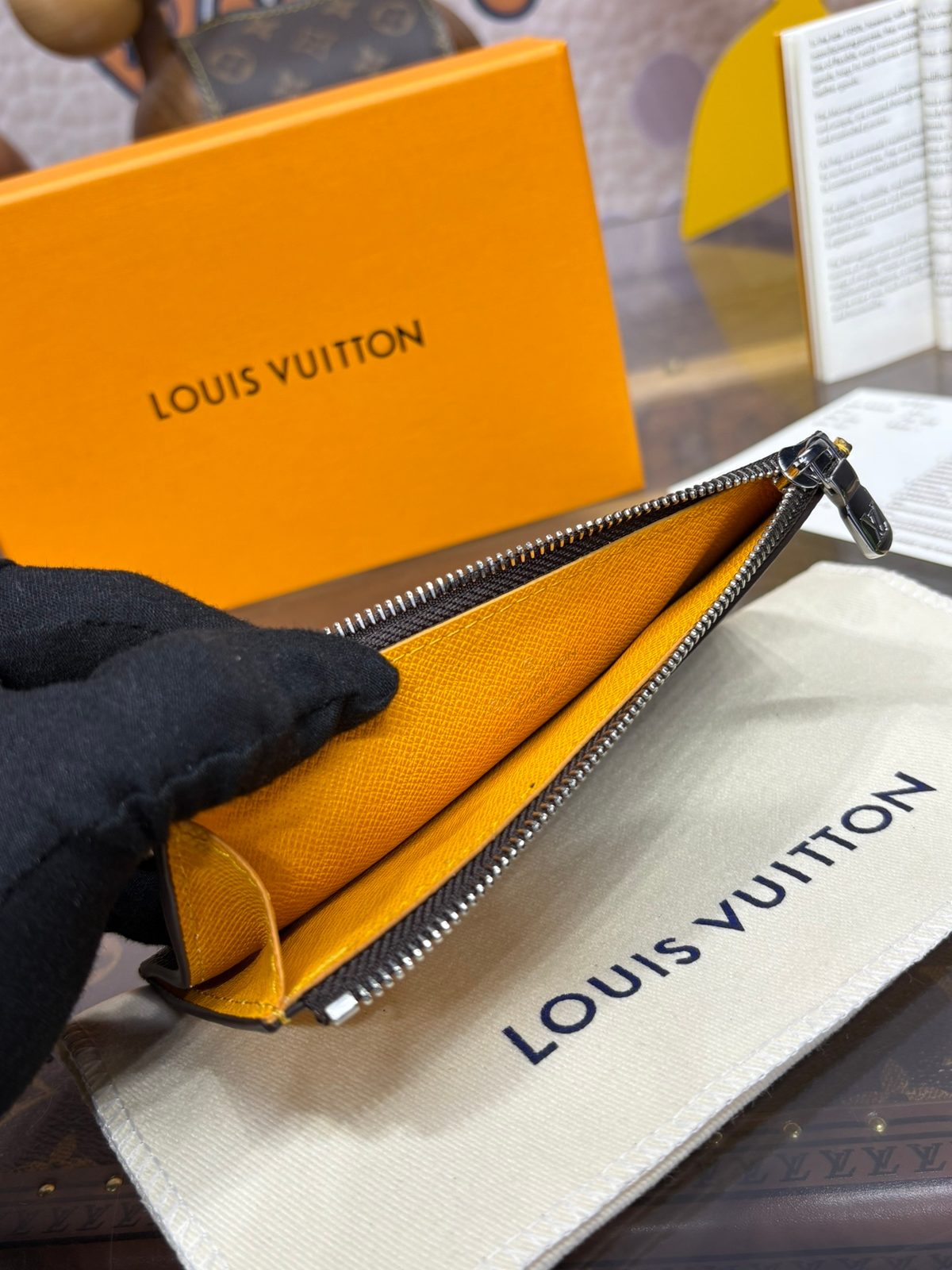Louis Vuitton Zippy Wallet