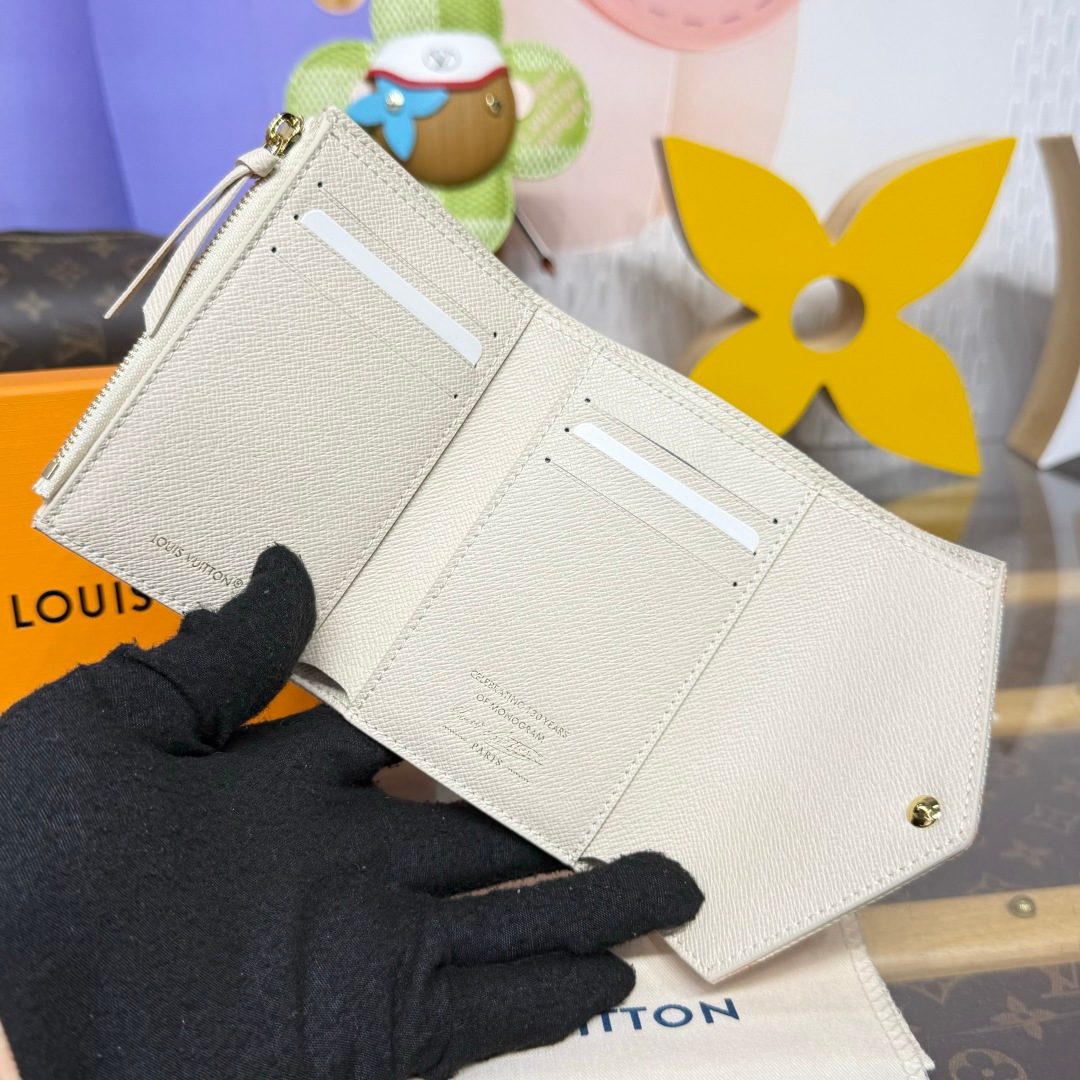 Louis Vuitton Damier Azur Wallet Pochette