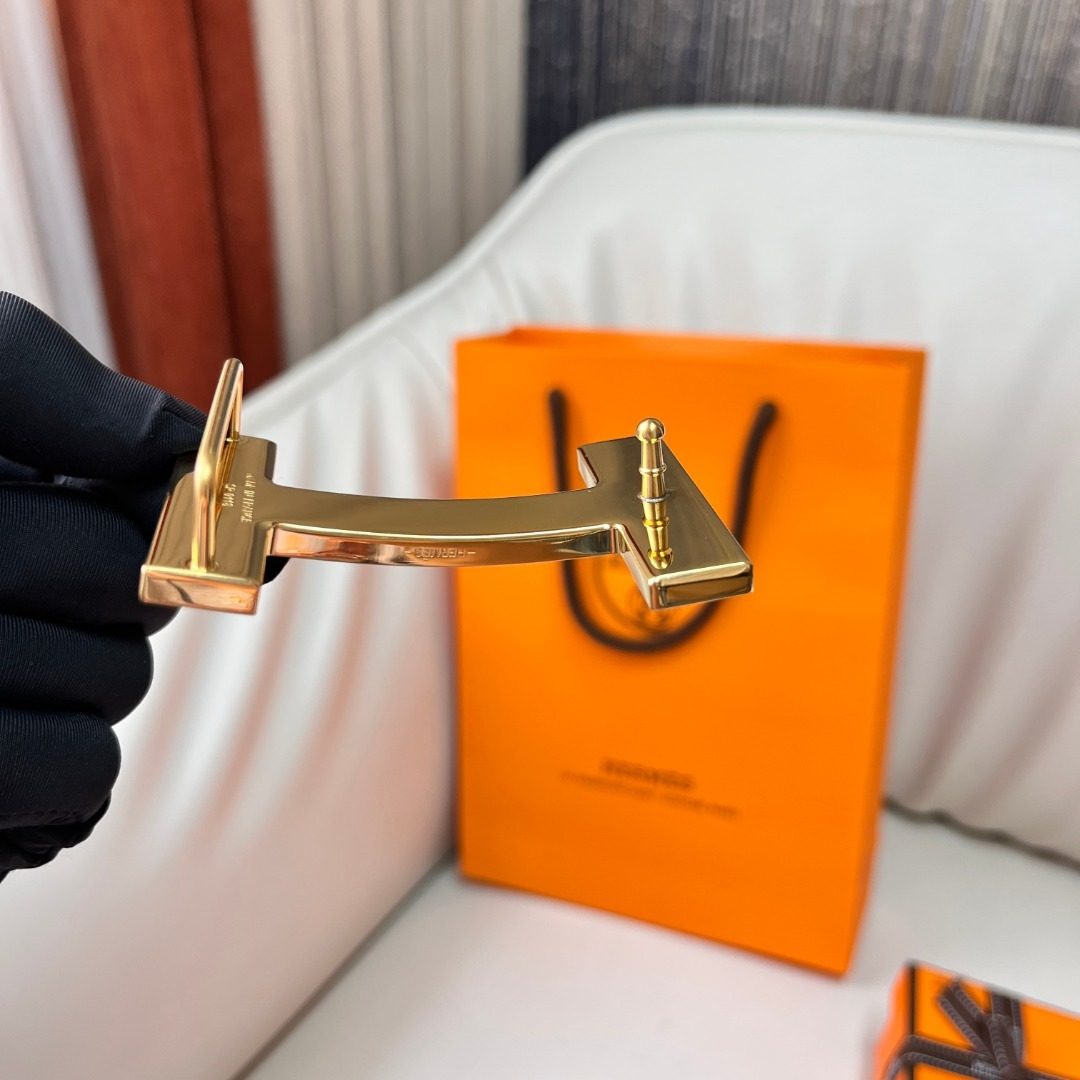 Hermès H Buckle Reversible Leather Belt