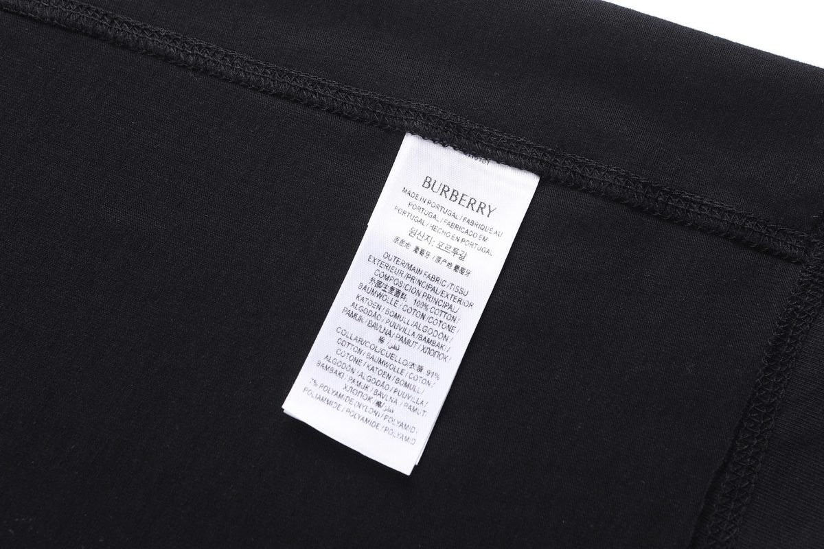 Burberry Equestrian Knight Print T-Shirt