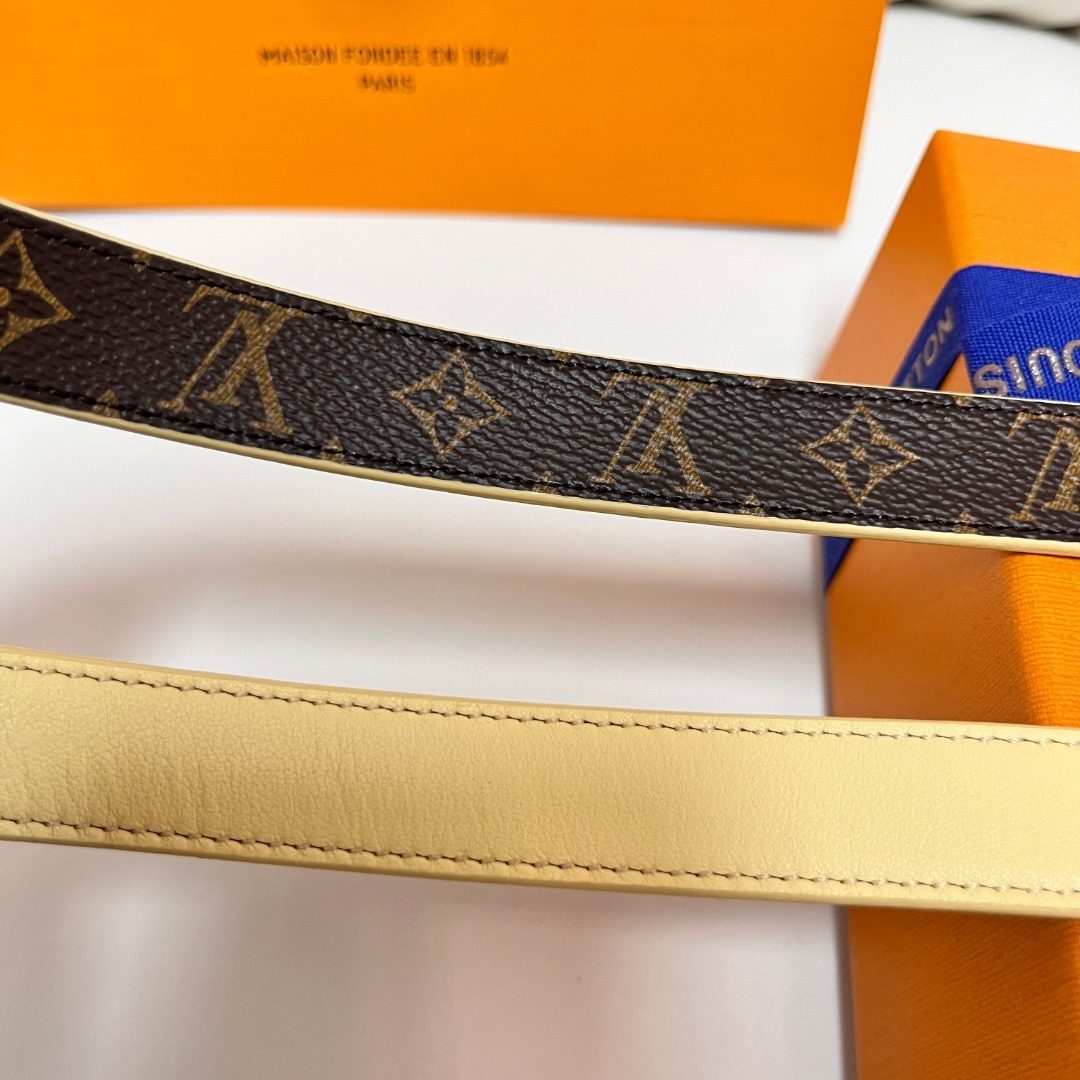 Louis Vuitton Monogram Canvas Leather Belt