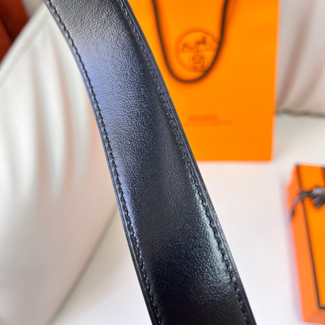 Hermès Constance H Reversible Leather Belt