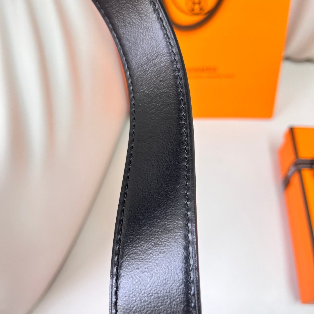 Hermès H Reversible Leather Belt