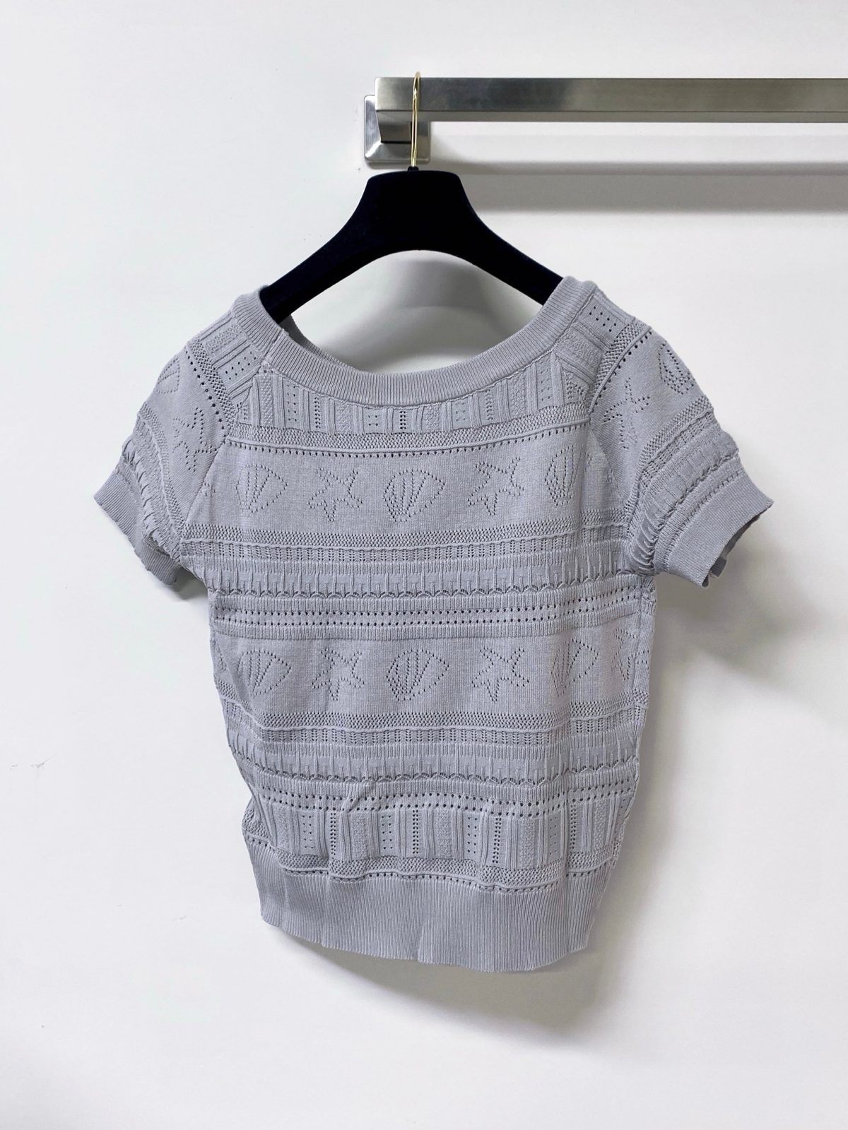 Lightweight Cable Knit Short Sleeve Top