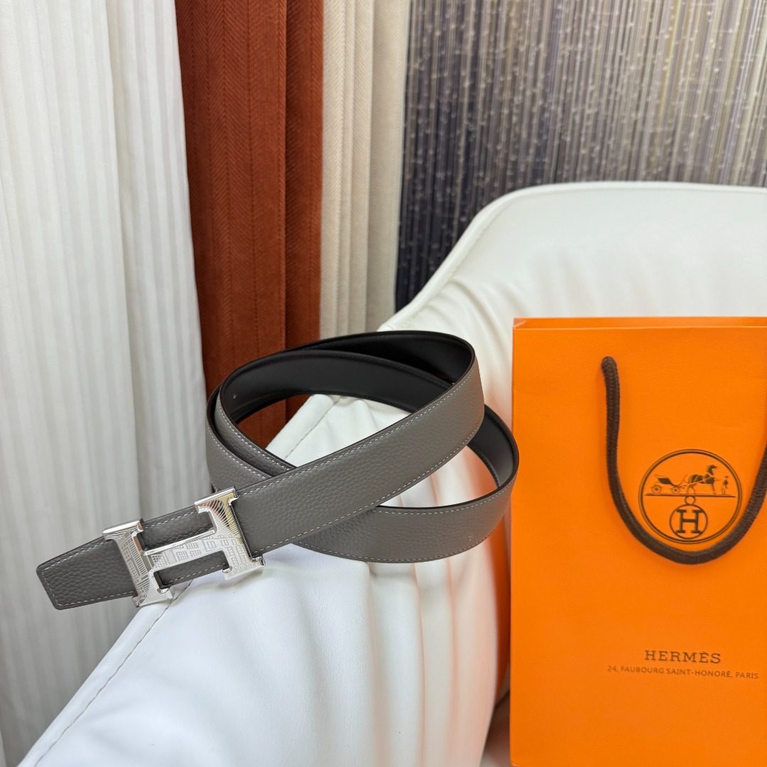 Hermès Reversible H Buckle Leather Belt