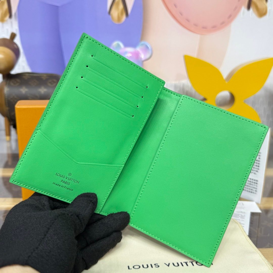 Louis Vuitton Monogram Empreinte Leather Wallet