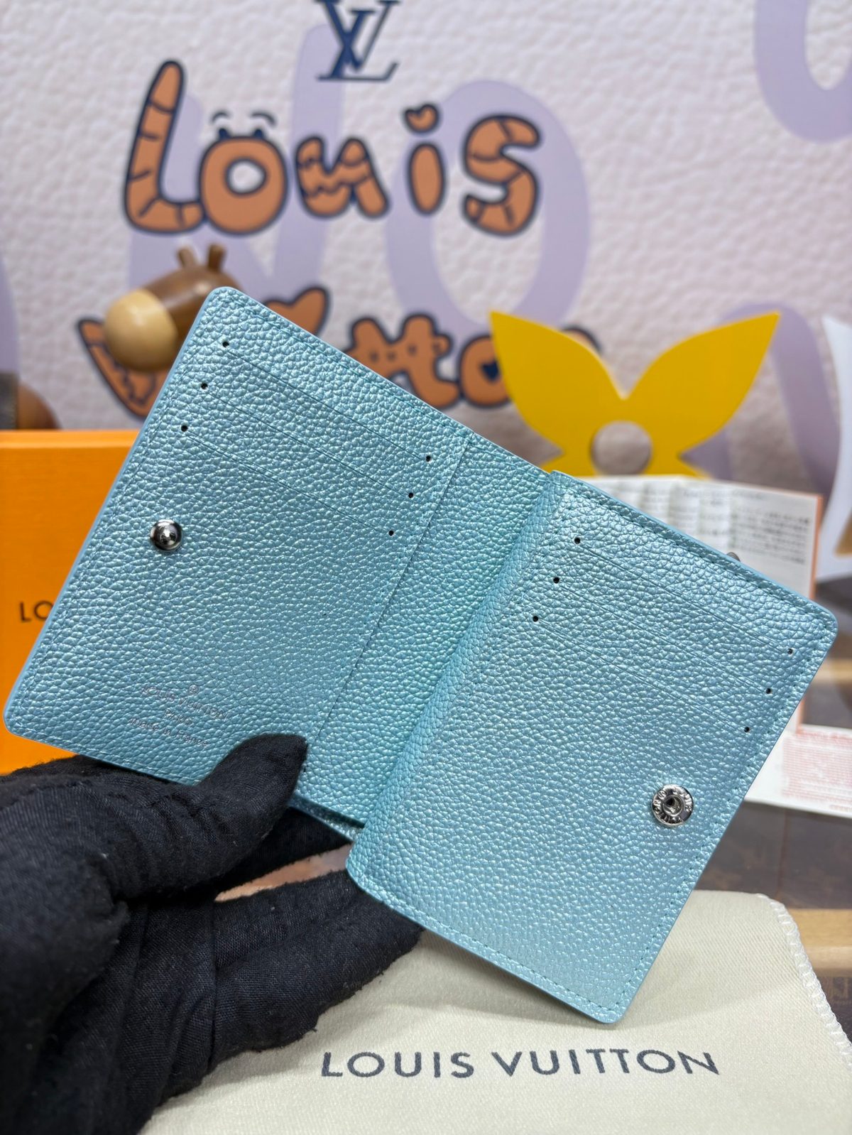 Louis Vuitton Zippy Wallet Turquoise Blue