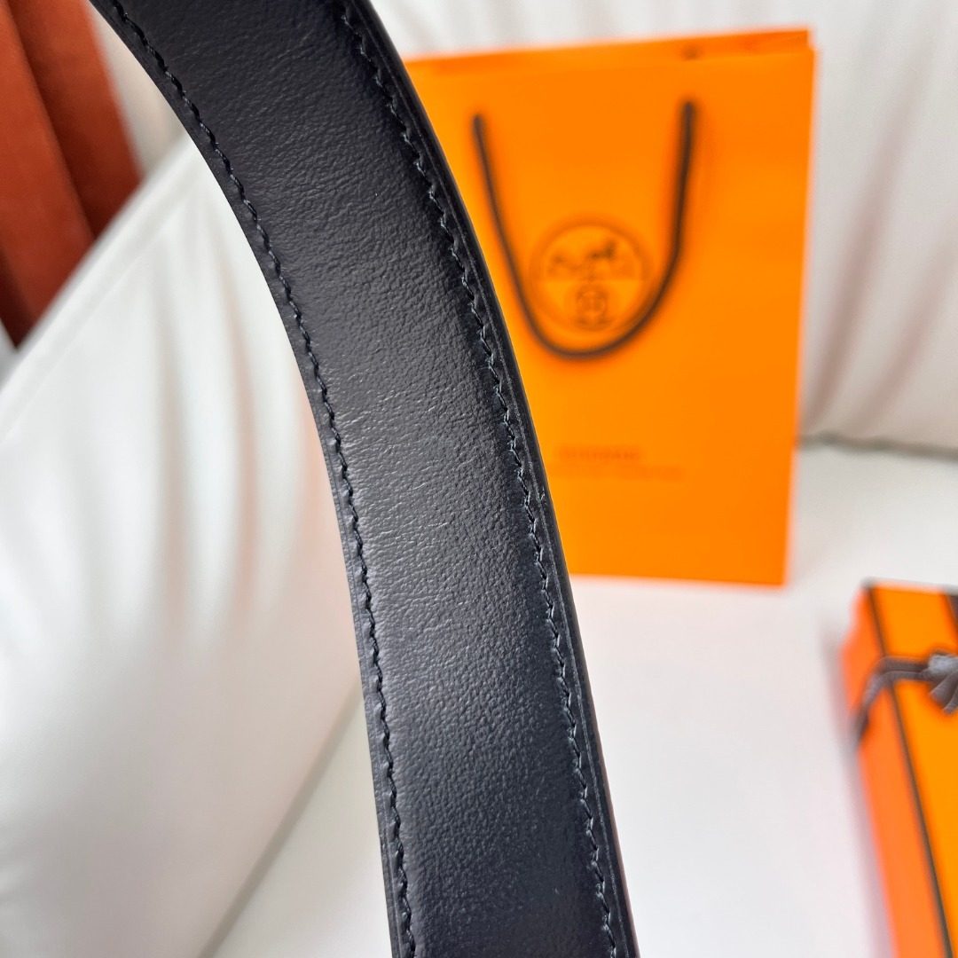 Hermès Reversible Leather Belt Black