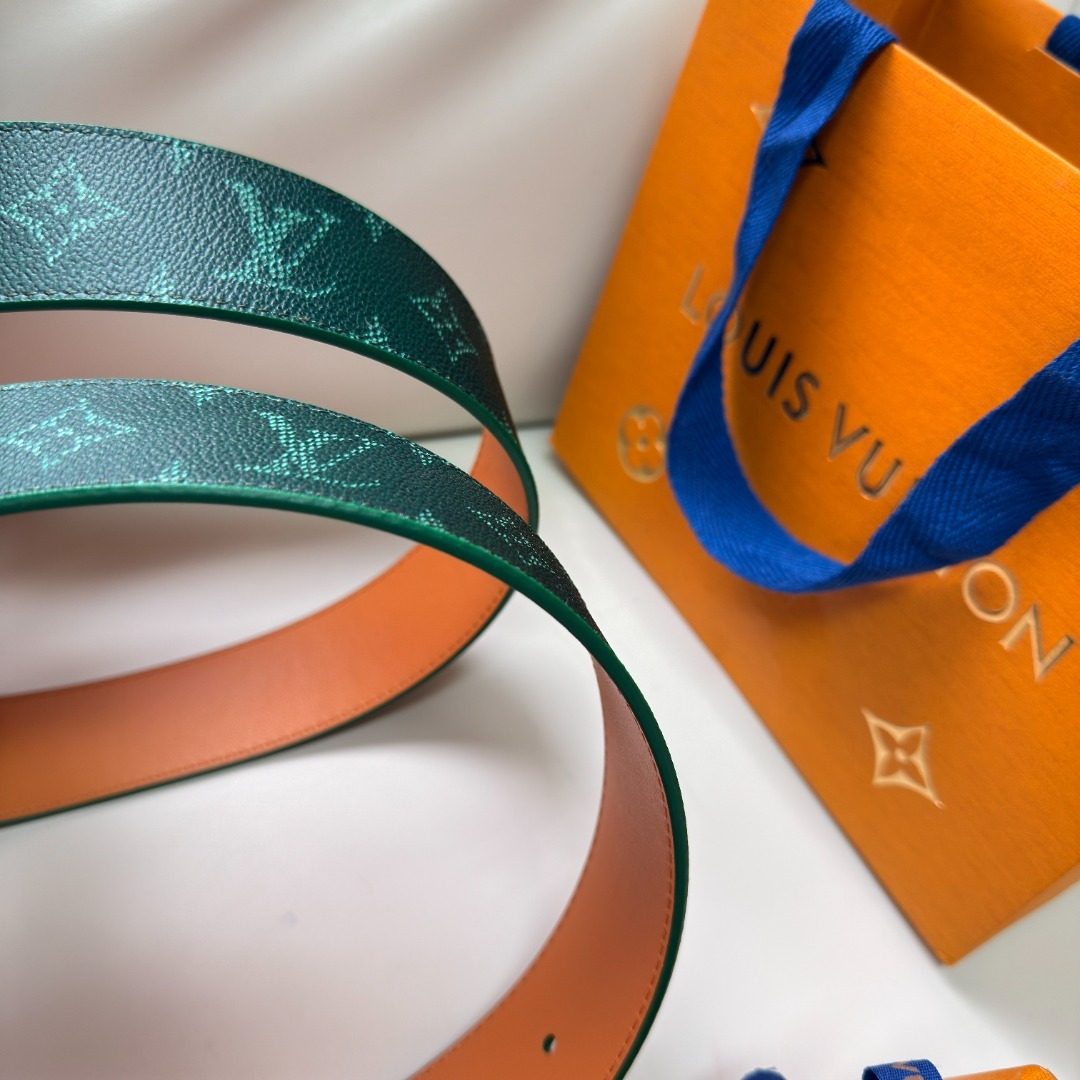 Louis Vuitton Damier Green Leather Belt