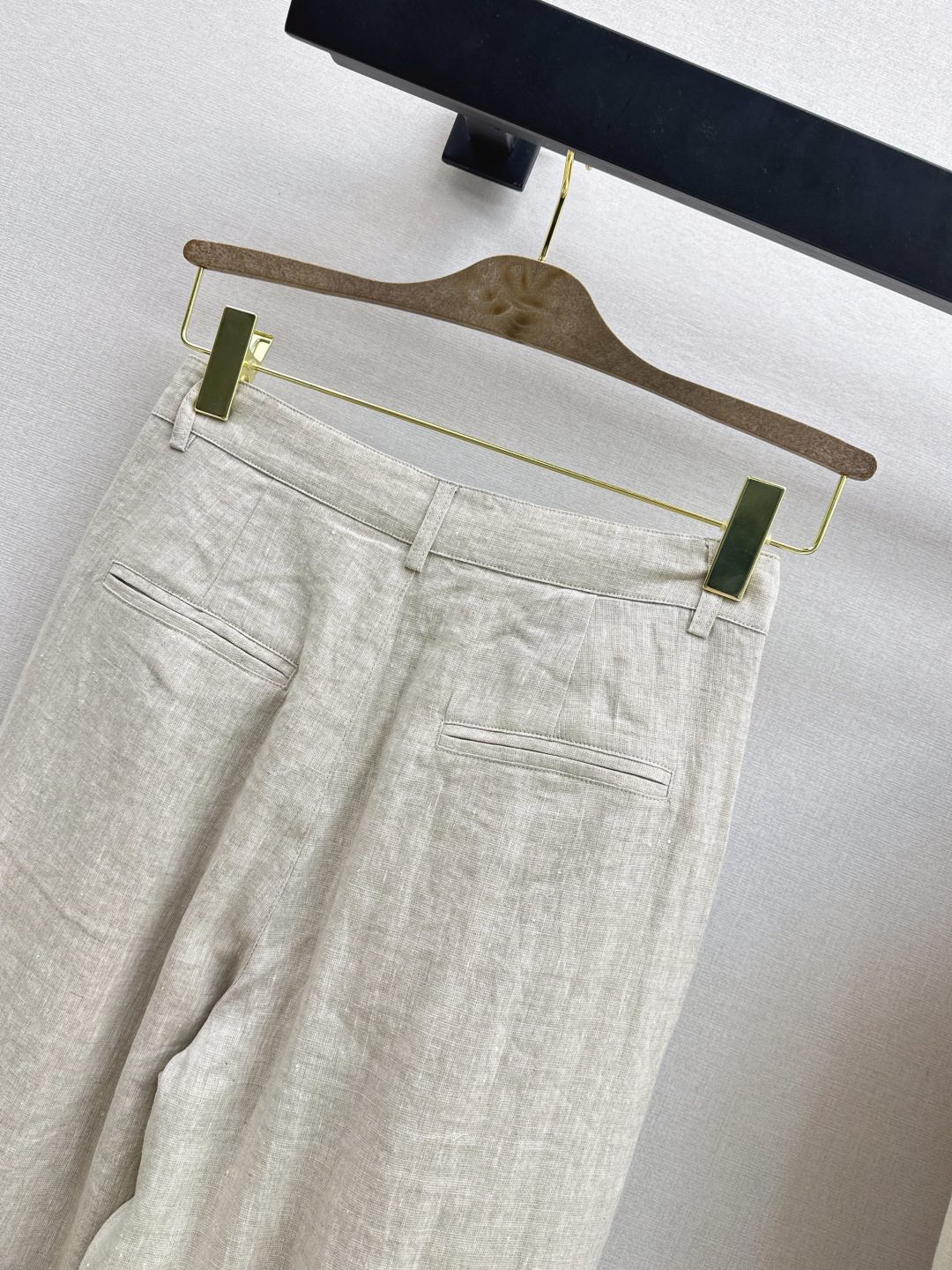 Linen Cargo Pants with Utility Pockets
