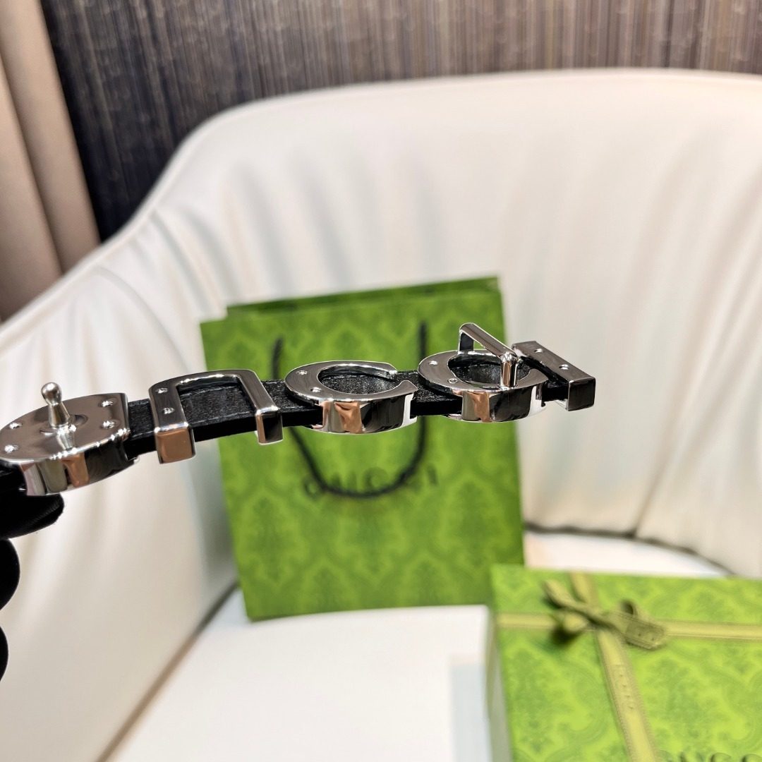 Gucci Leather Belt with Interlocking G Buckle