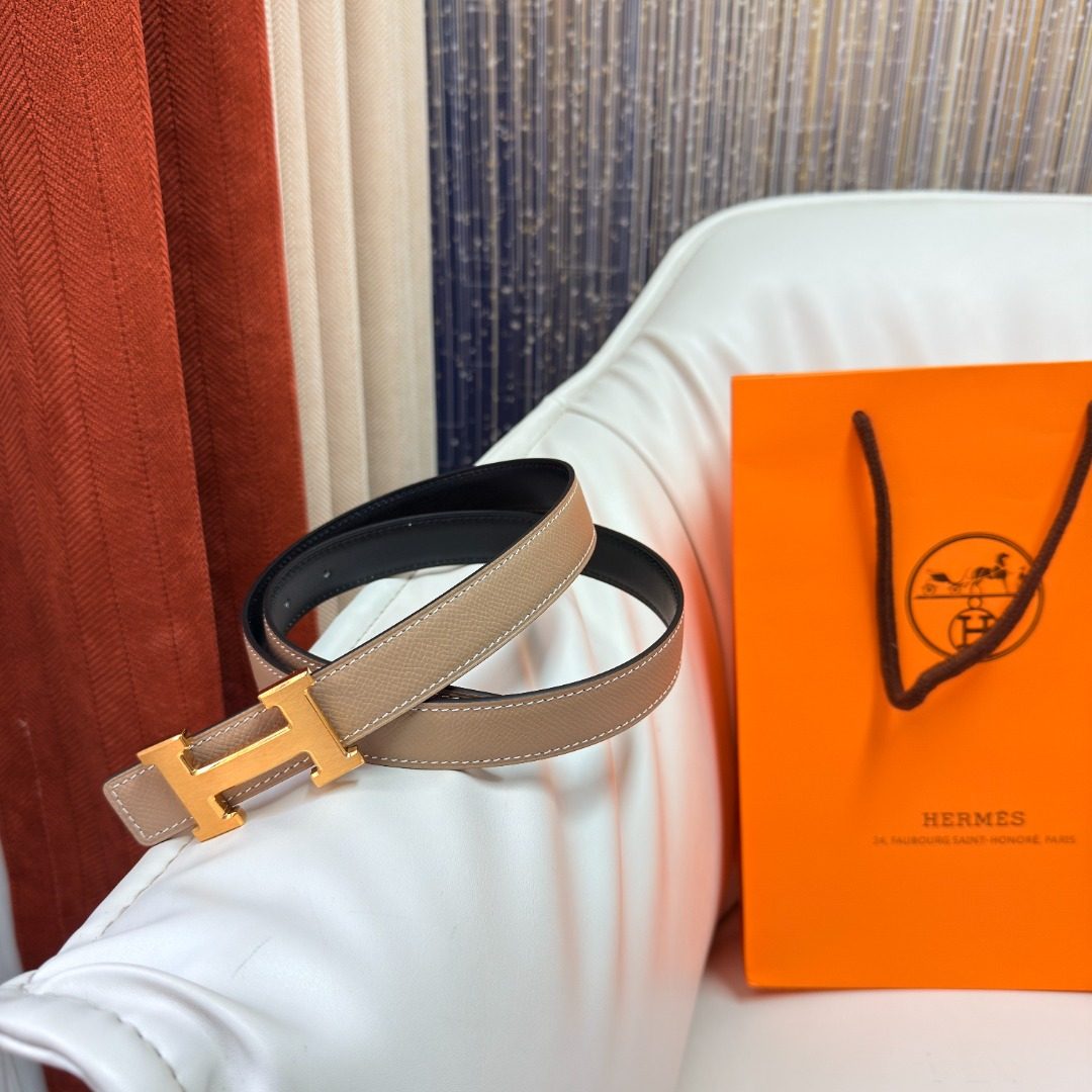Hermès H Buckle Reversible Leather Belt