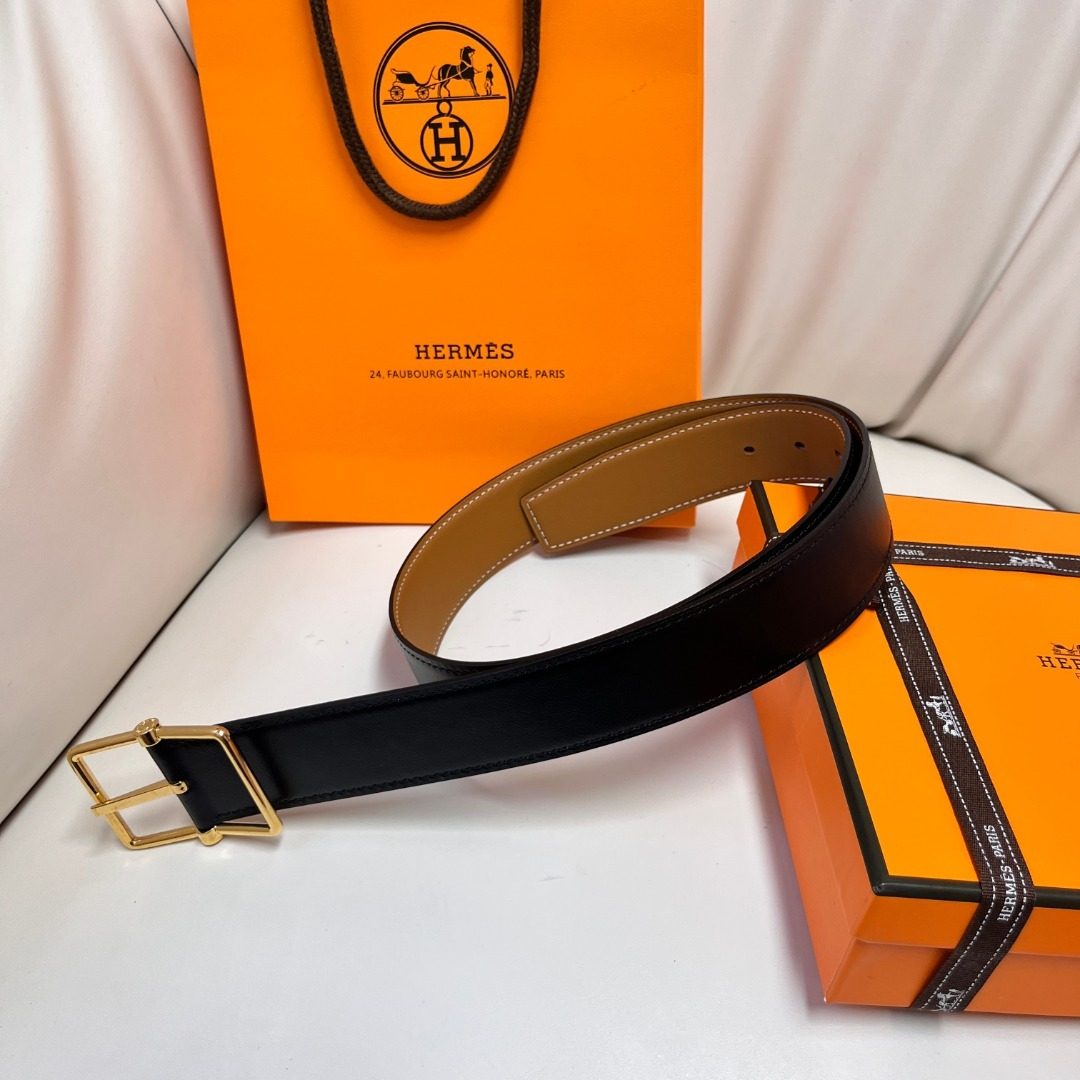 Hermès Reversible Leather Belt with Gold Buckle