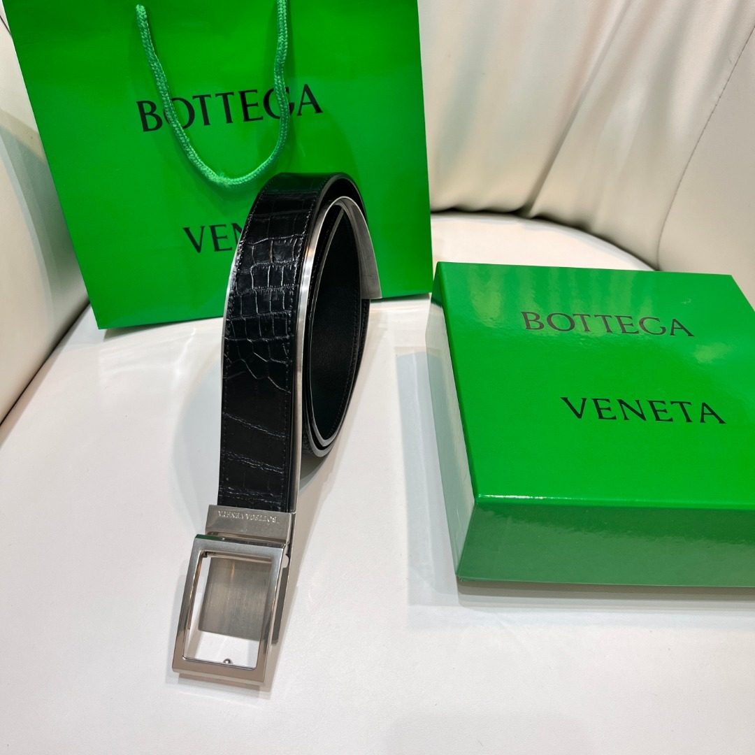 Bottega Veneta Crocodile Leather Belt