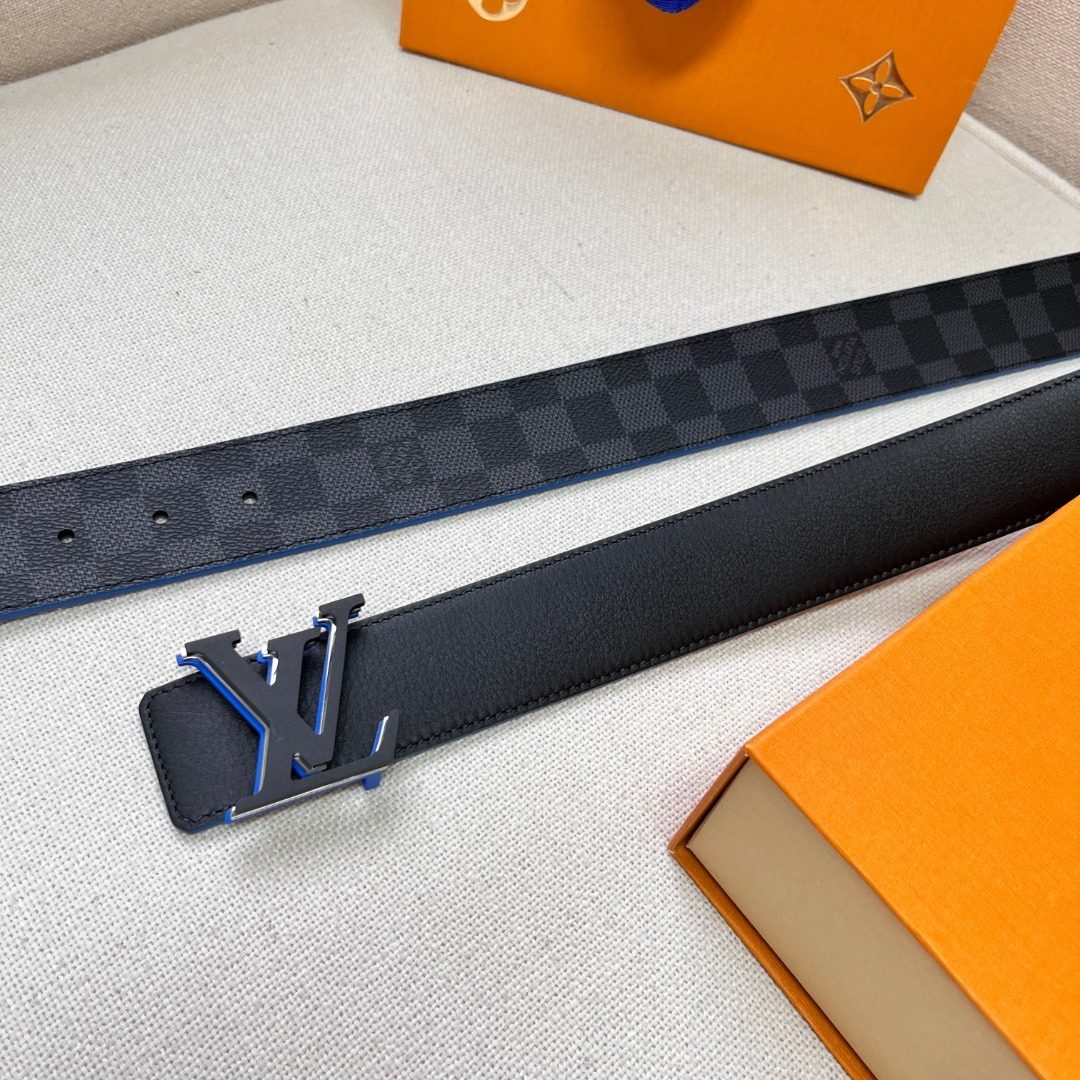 Louis Vuitton Damier Graphite Belt with Blue LV Buckle