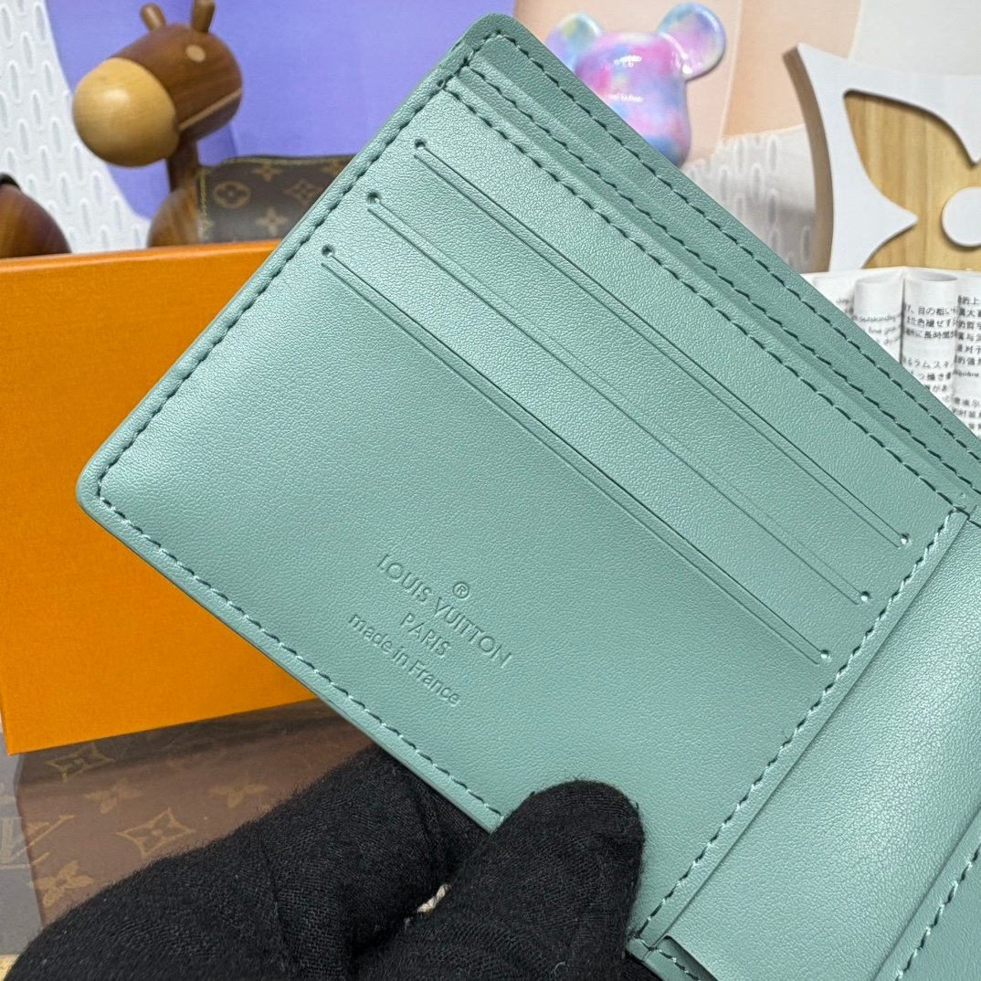 Louis Vuitton Monogram Canvas Card Holder Wallet