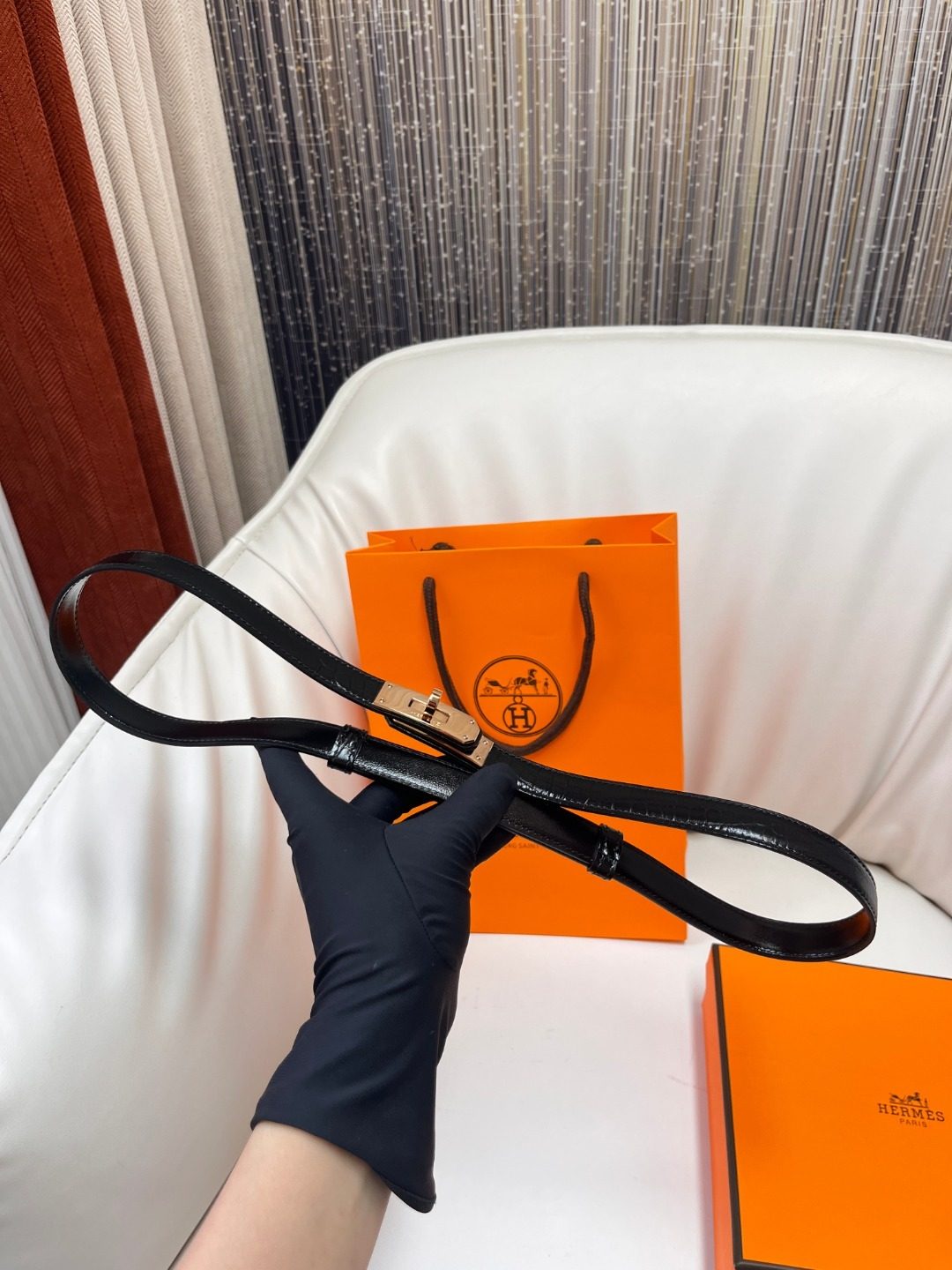 Hermès Black Patent Leather Shoulder Bag