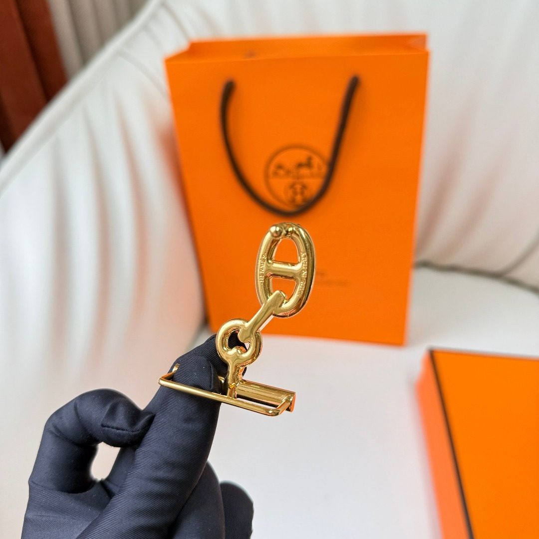 Hermès Gold Equestrian Hook Bag Charm