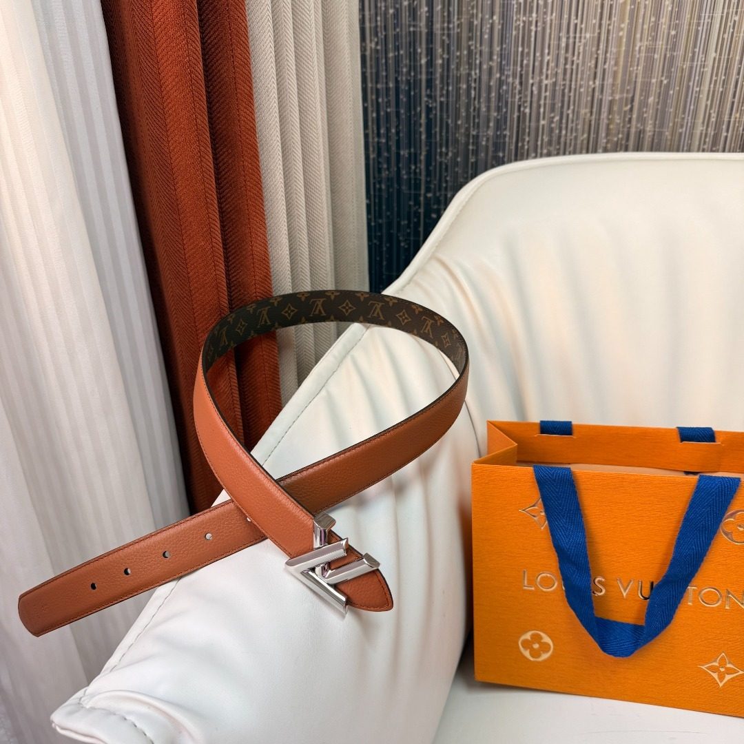 Louis Vuitton Monogram Reversible Leather Belt