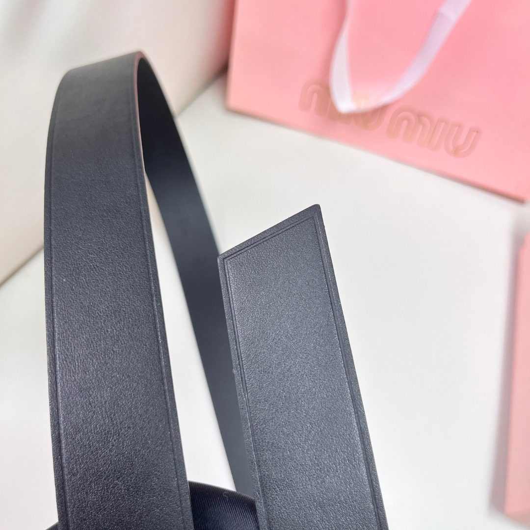 Miu Miu Leather Belt