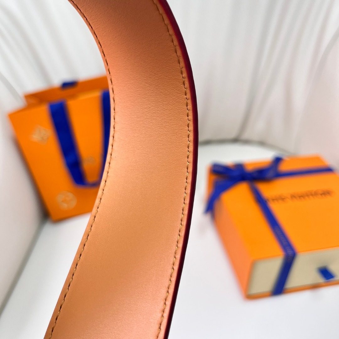Louis Vuitton Monogram Canvas Leather Belt