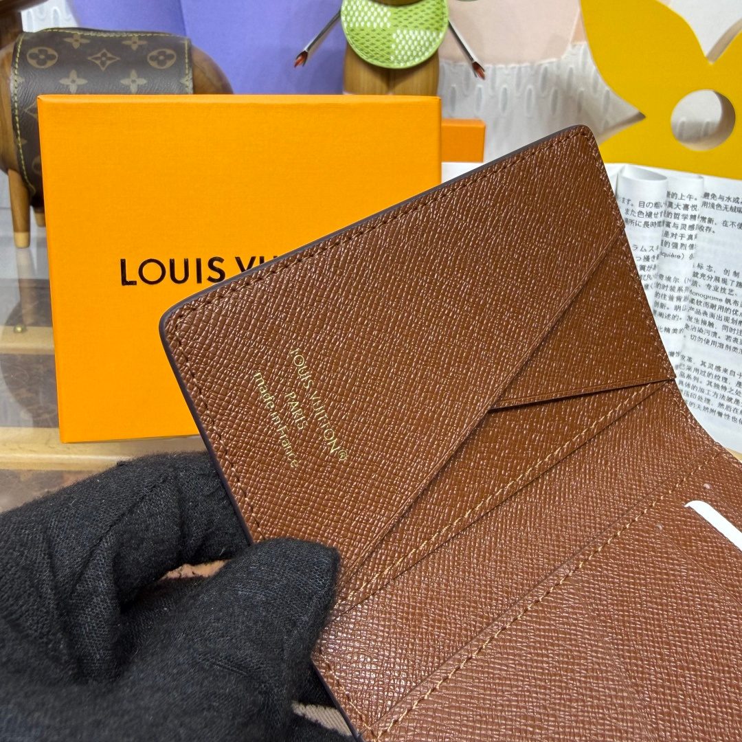 Louis Vuitton Monogram Canvas Wallet