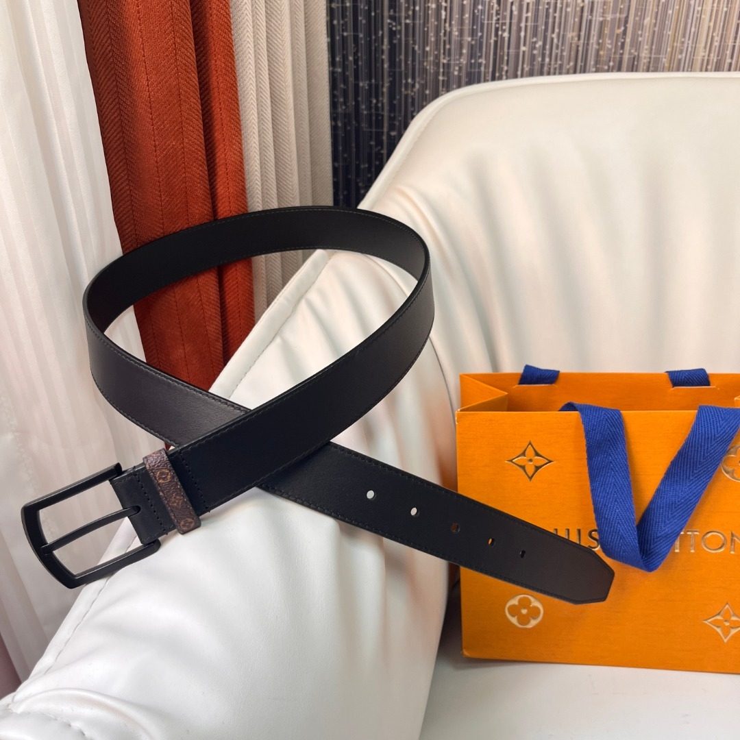 Louis Vuitton Black Leather Belt