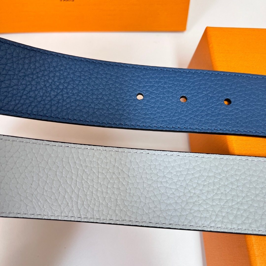 Louis Vuitton LV Initiales Leather Belt